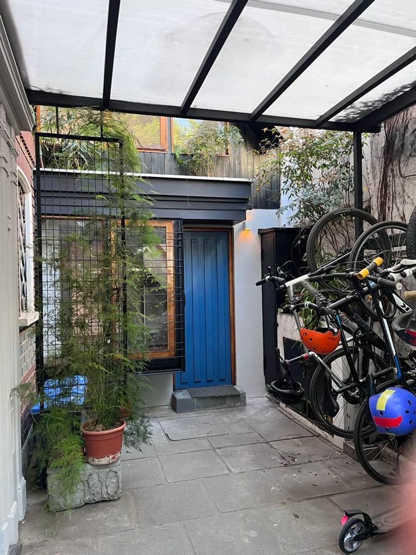 Hernando de Aguirre, Providencia foto-0