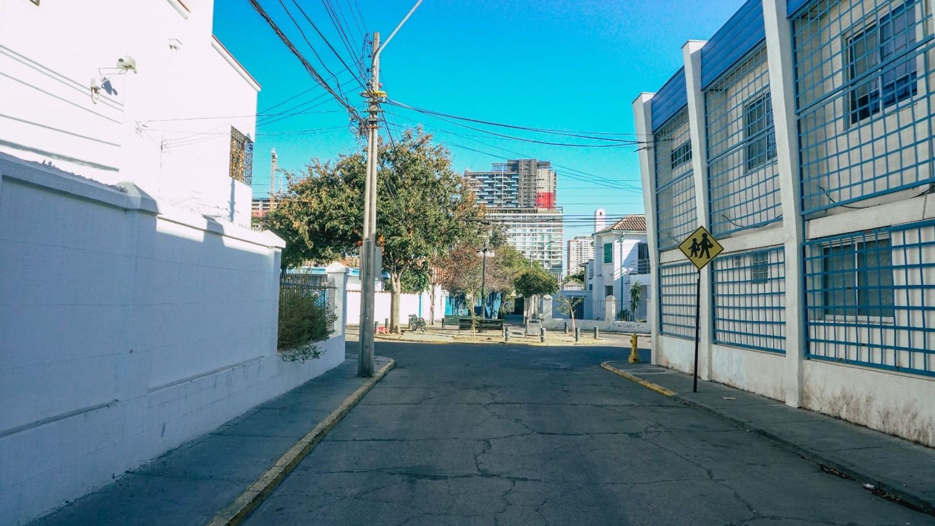 Eduardo Hyatt, Providencia foto-1