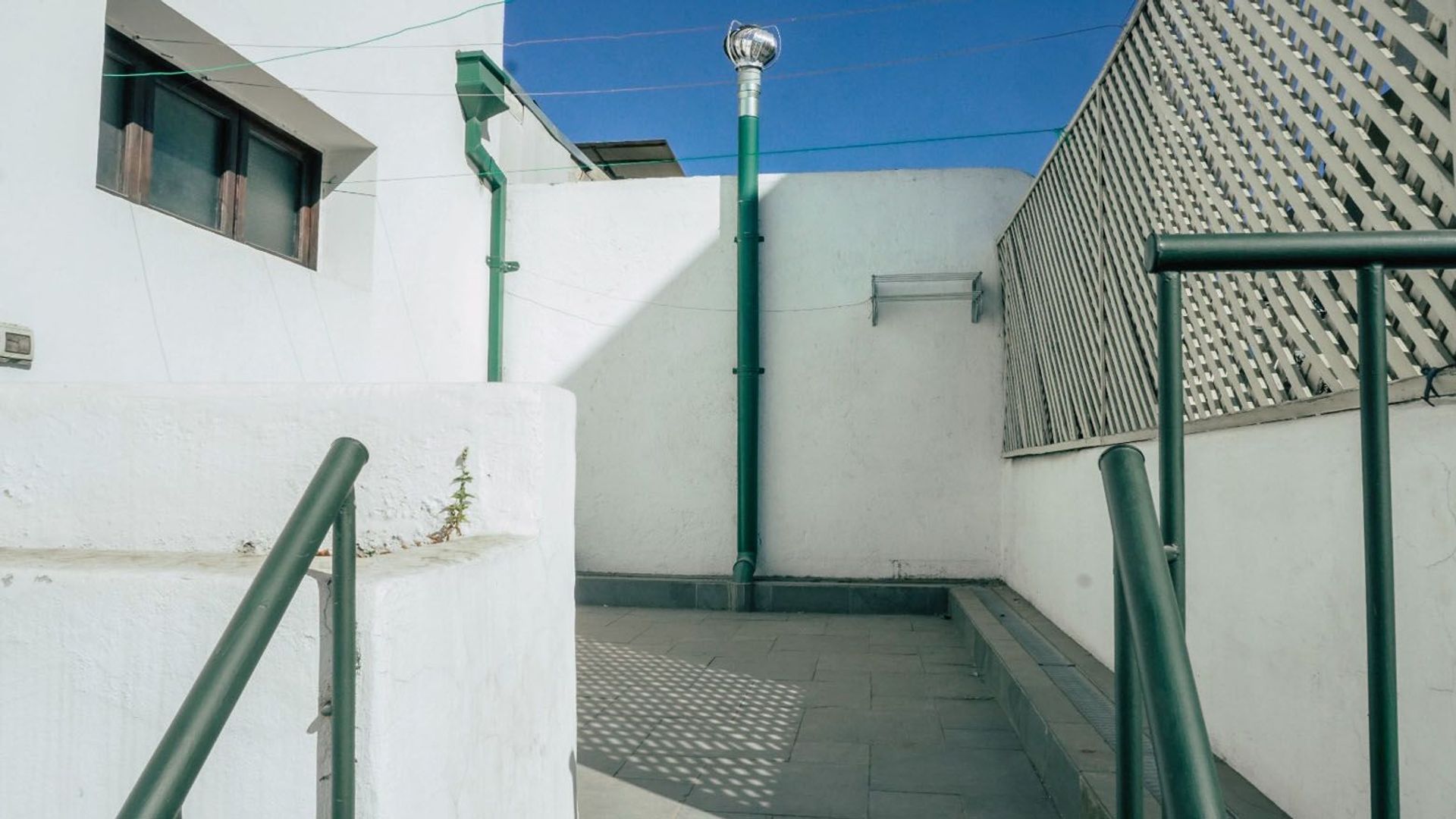 Eduardo Hyatt, Providencia foto-34