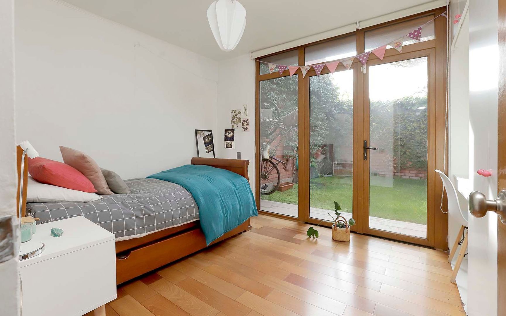 Simón González, Santiago foto-18