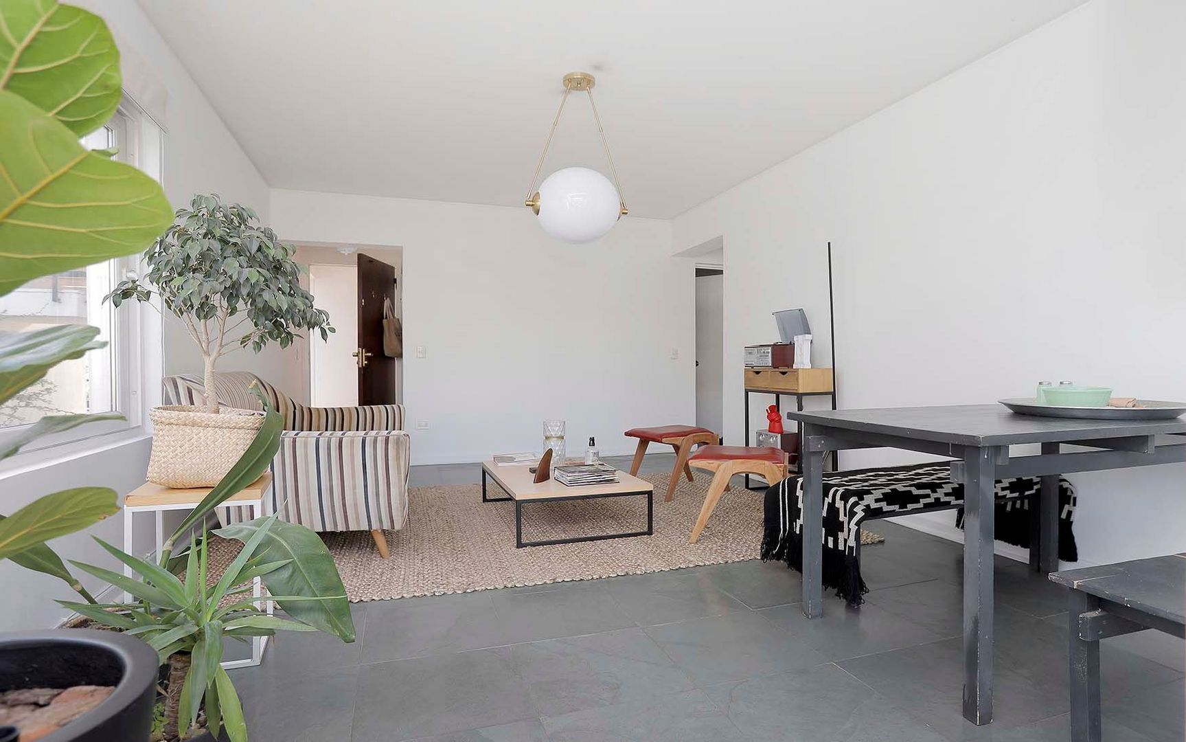 Aurelio González, Santiago foto-3