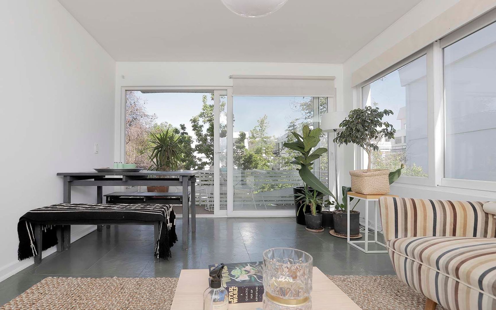 Aurelio González, Santiago foto-0