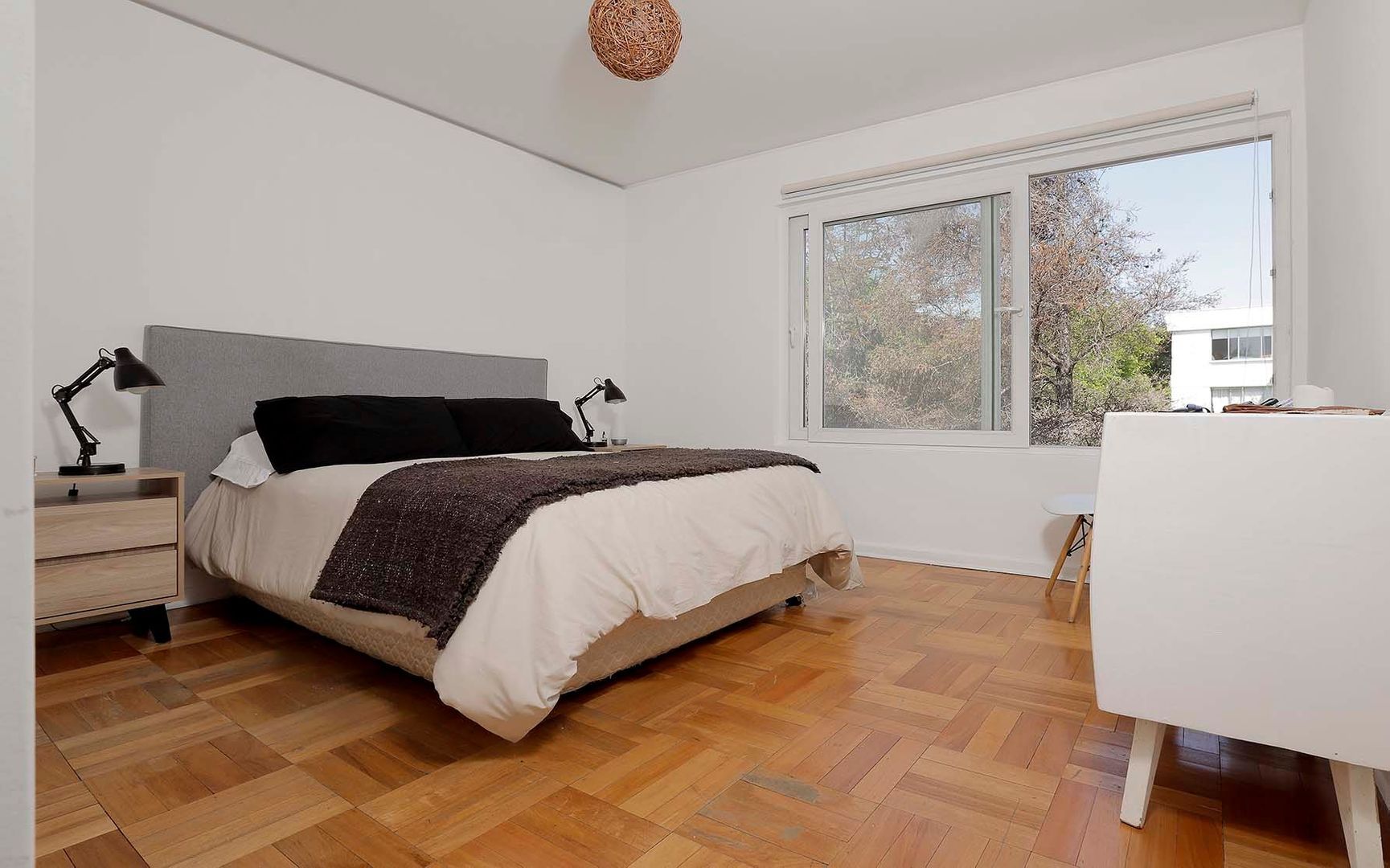 Aurelio González, Santiago foto-11