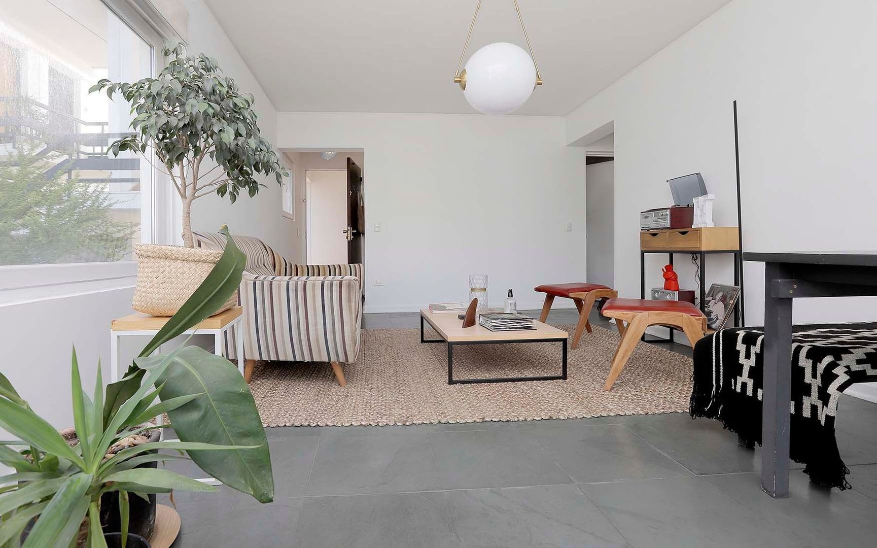 Aurelio González, Santiago foto-4