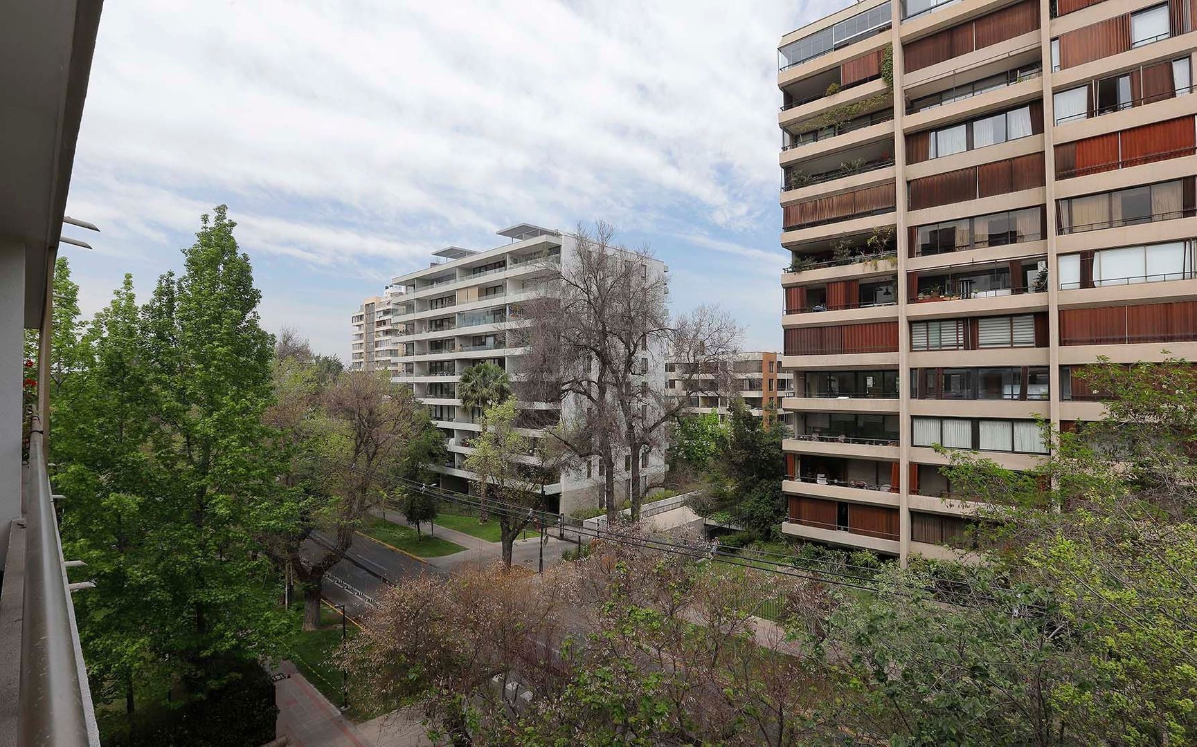 Luis Thayer Ojeda, Santiago foto-9