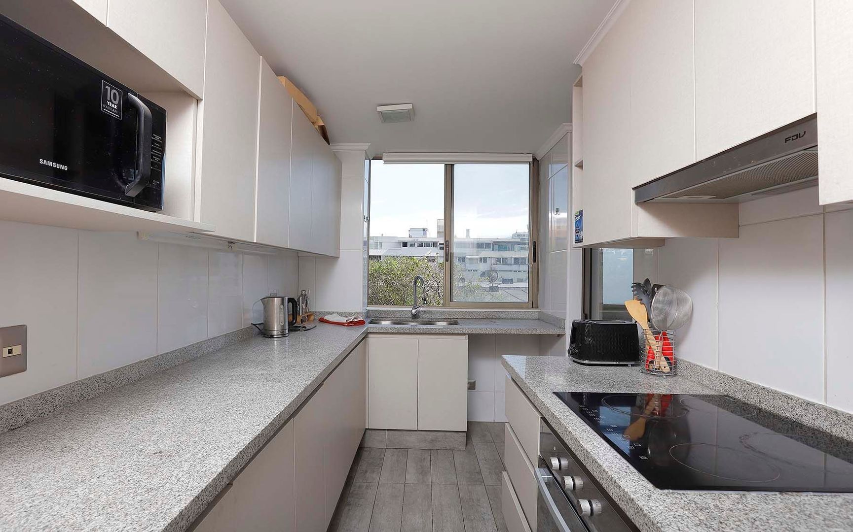 Luis Thayer Ojeda, Santiago foto-11