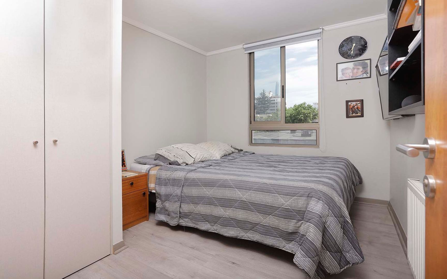 Luis Thayer Ojeda, Santiago foto-13