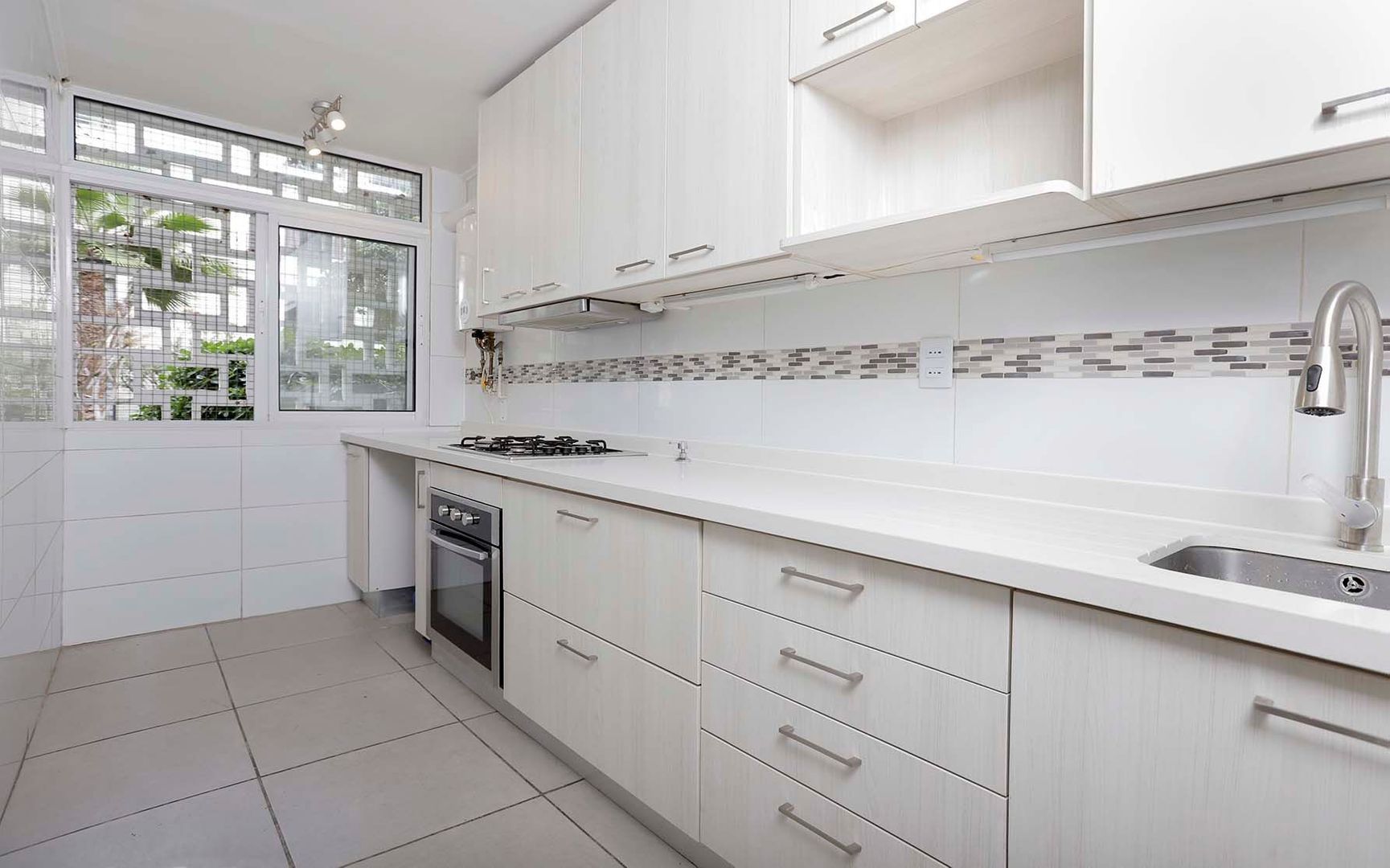 Galvarino Gallardo, Santiago foto-7