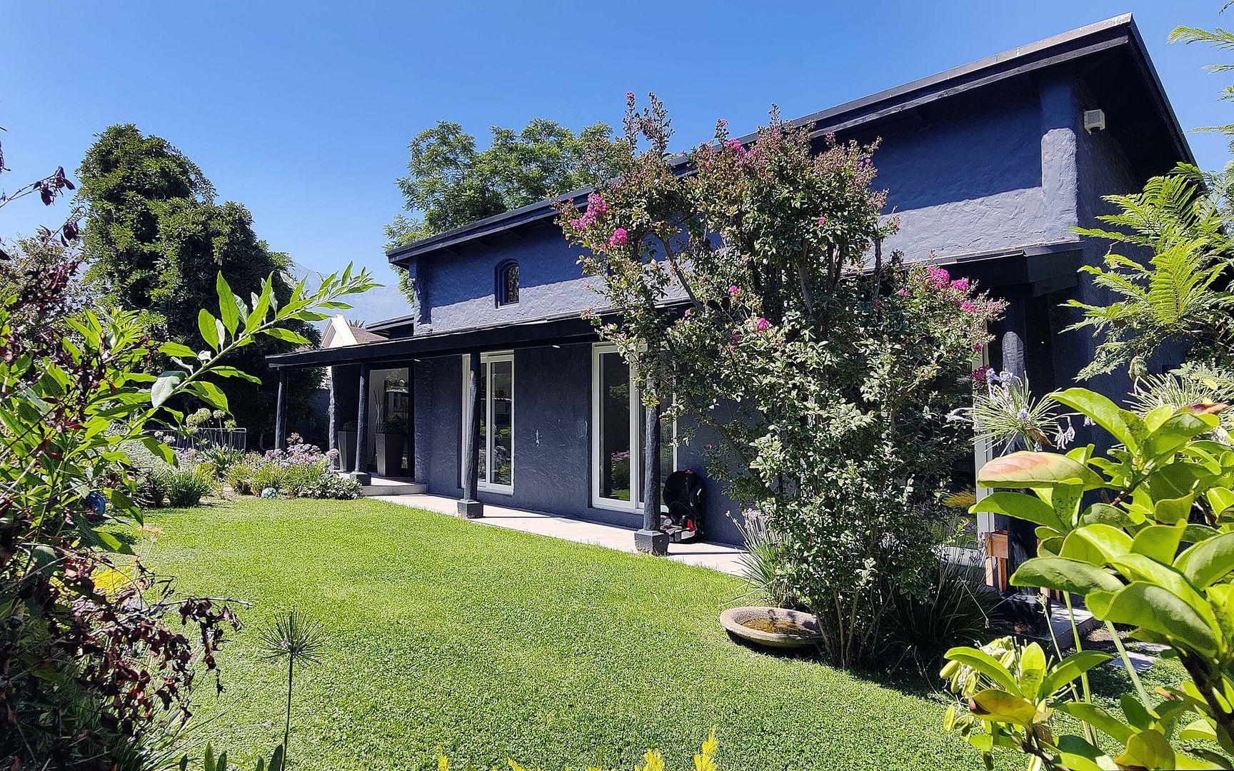 Reina Victoria, Santiago foto-3