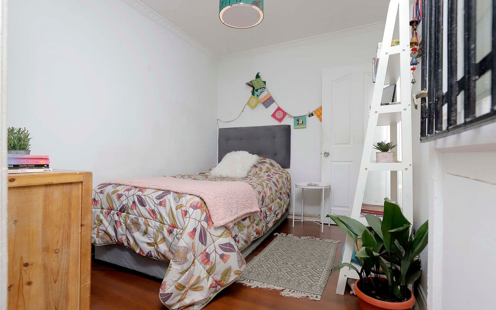 Hernán Cortés, Santiago foto-8