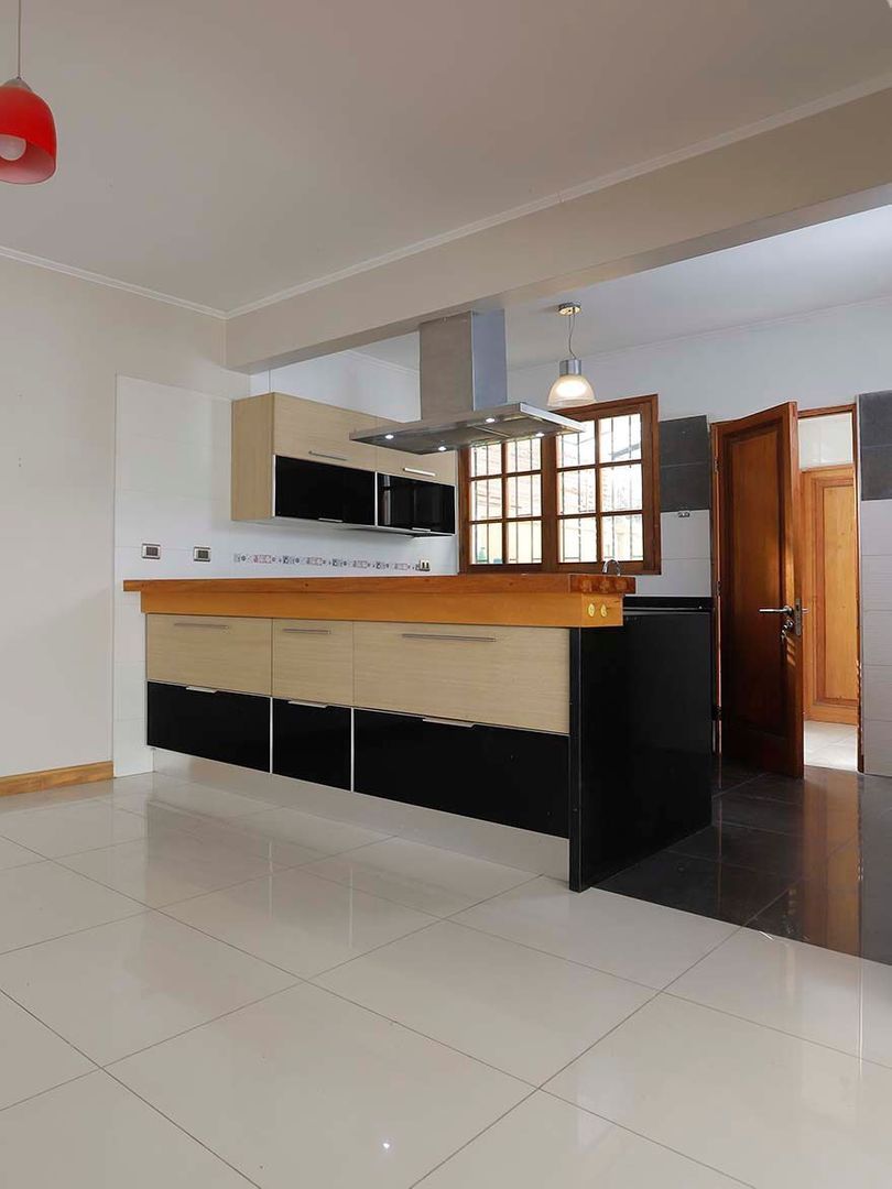 Rey Cristian, Santiago foto-9