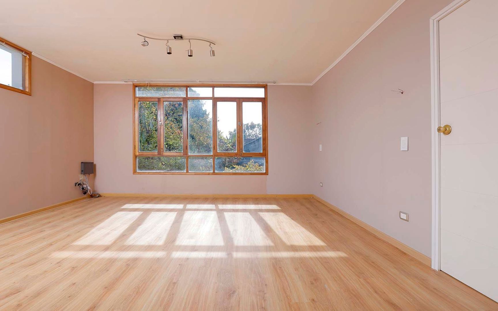 Rey Cristian, Santiago foto-23