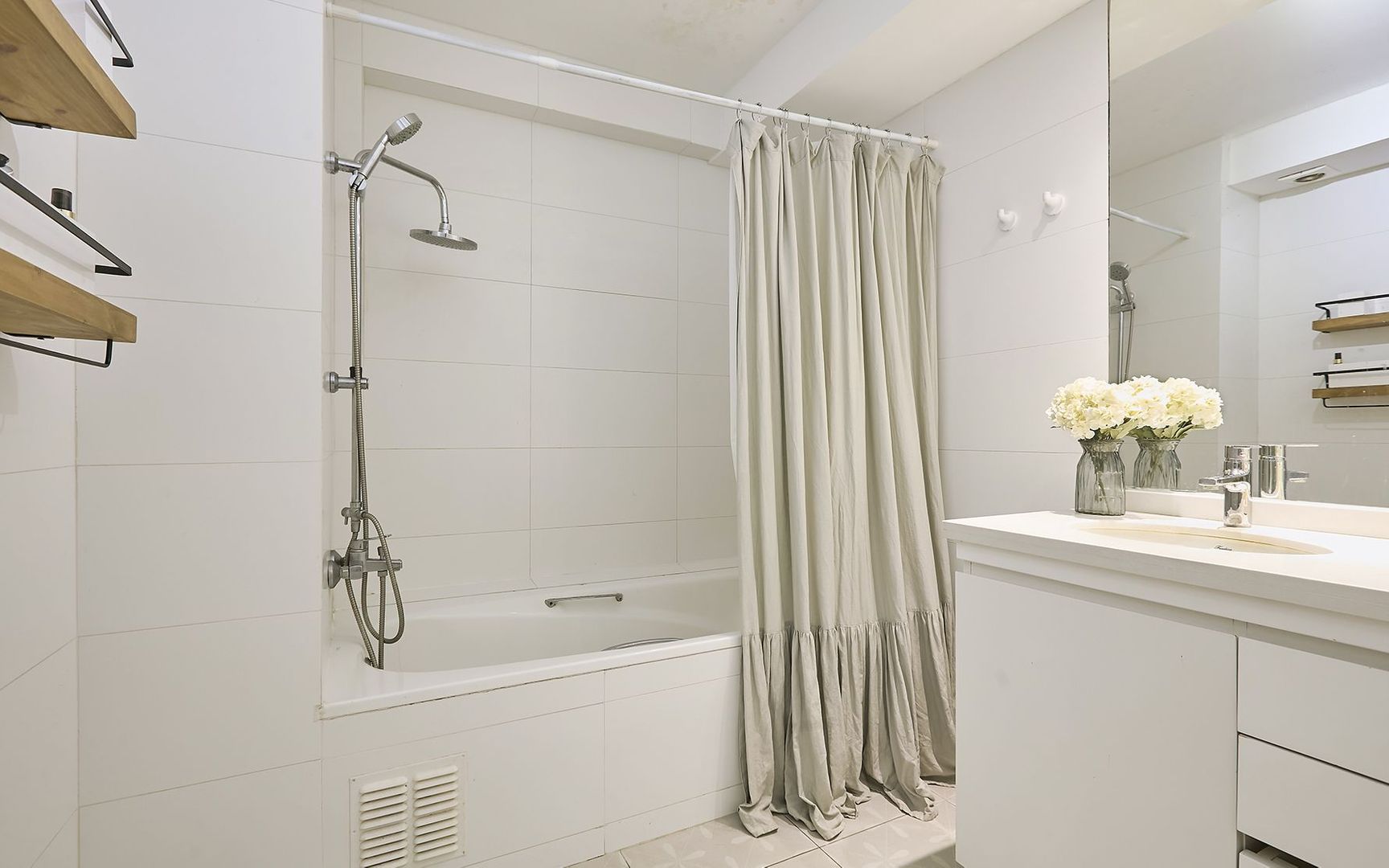 Av. Manquehue Norte, Santiago foto-22