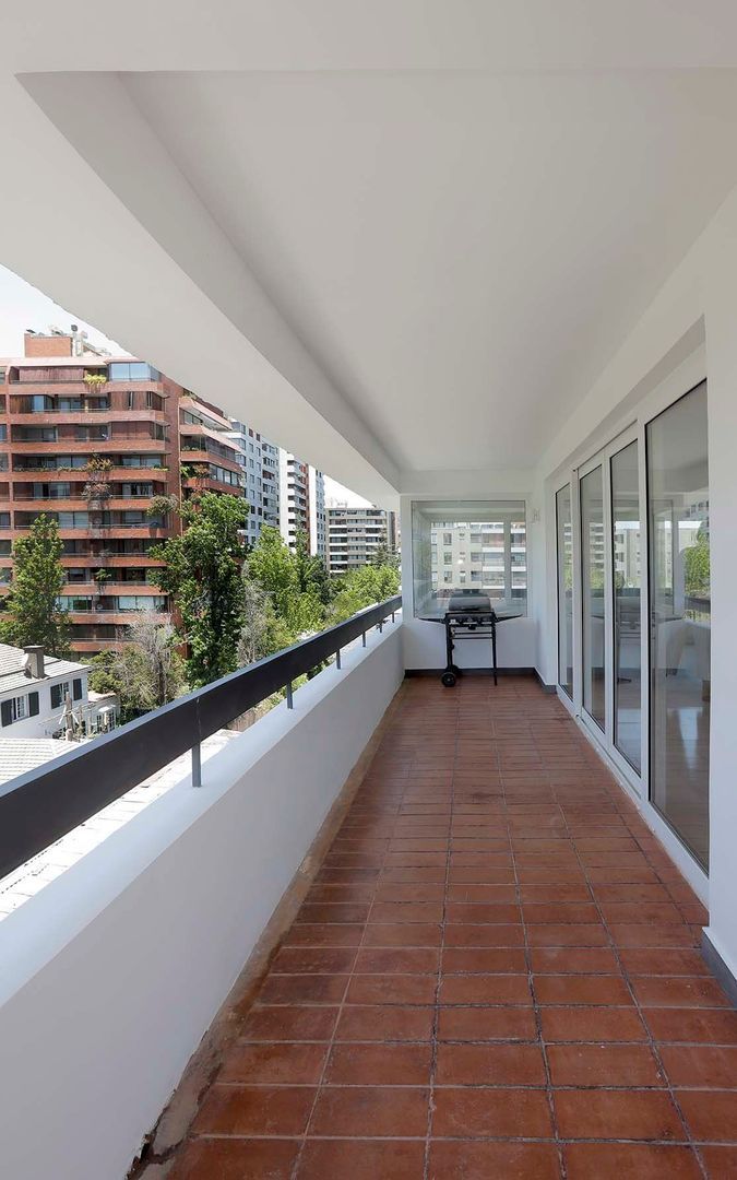 Luis Thayer Ojeda, Santiago foto-6