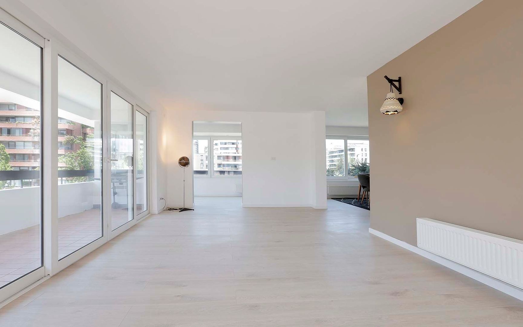 Luis Thayer Ojeda, Santiago foto-3