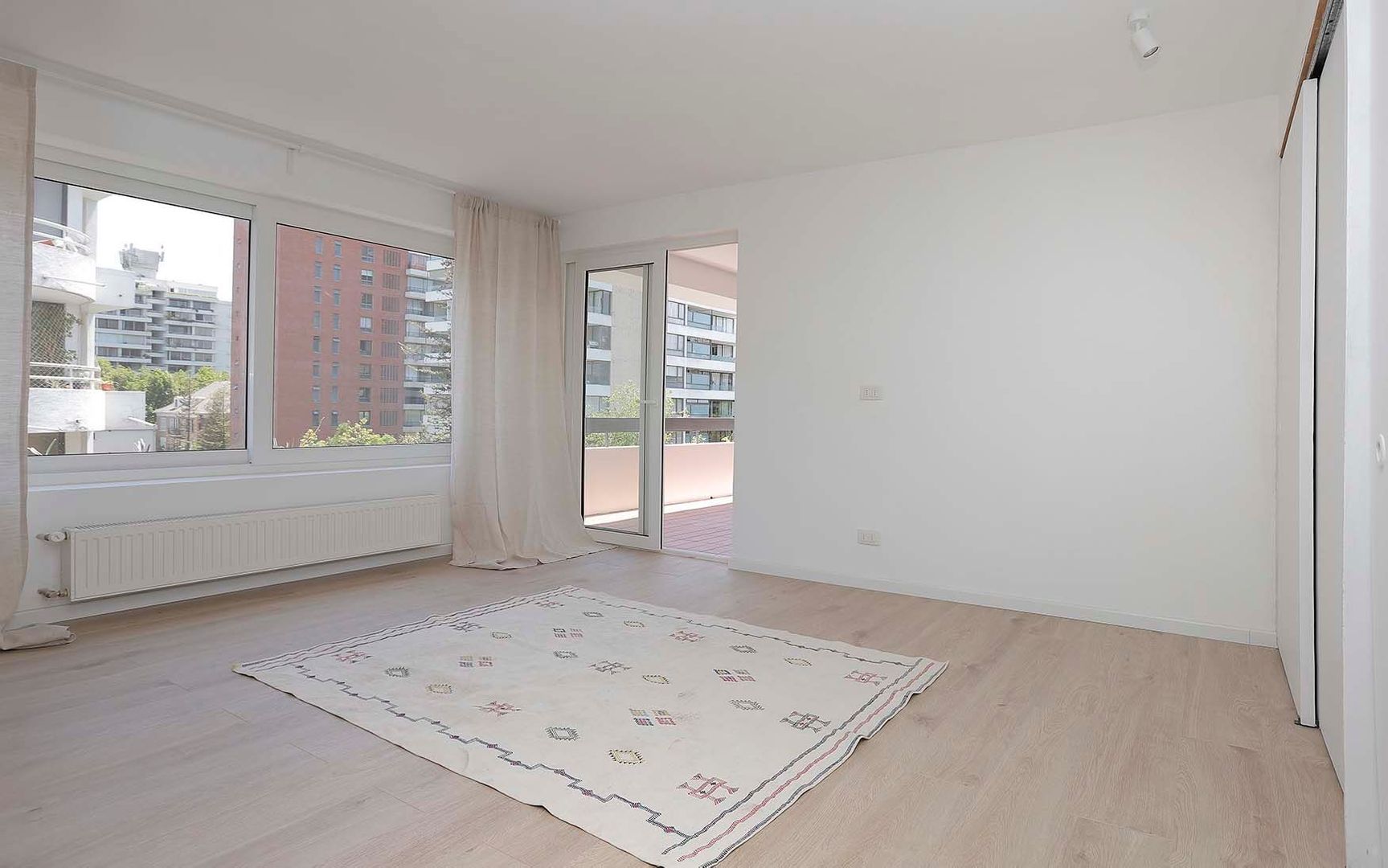 Luis Thayer Ojeda, Santiago foto-13