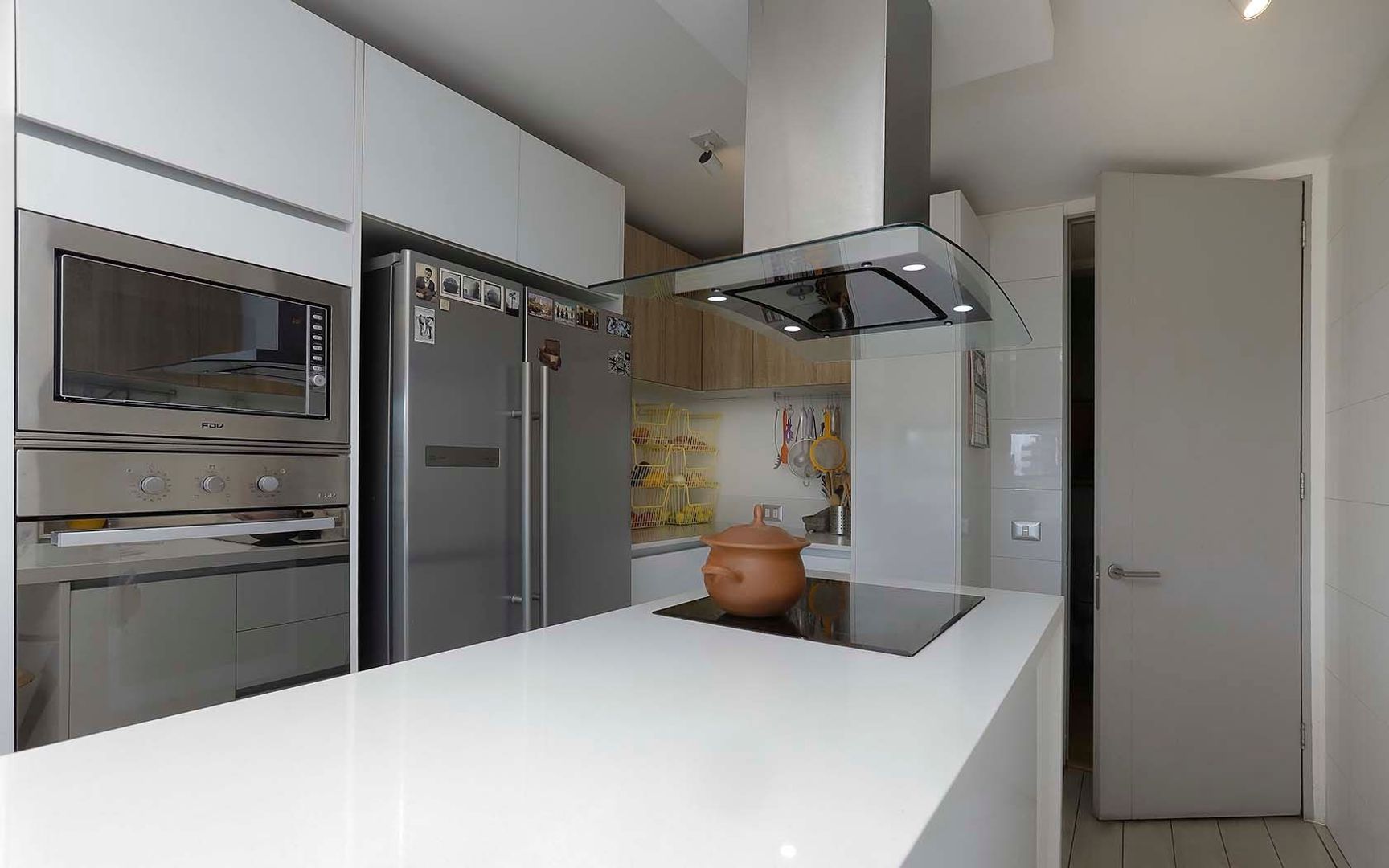 Domingo Bondi, Santiago foto-12