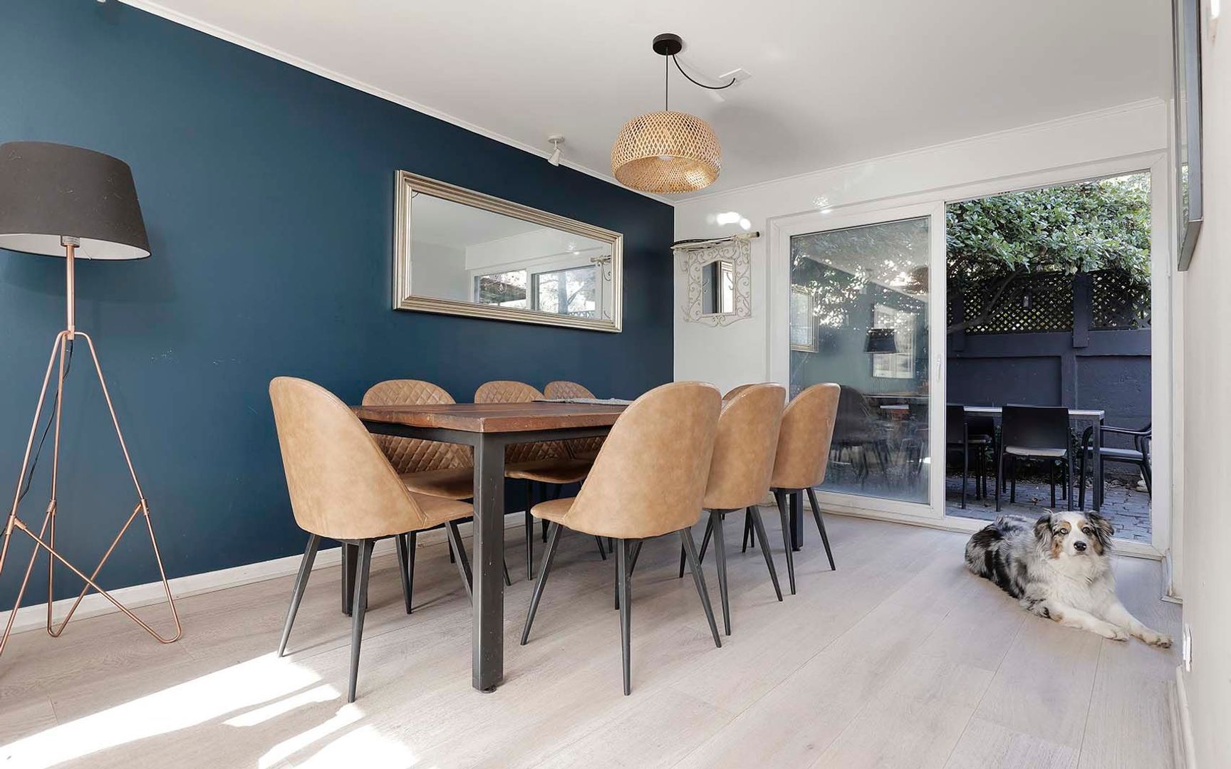 Romilio Burgos, Santiago foto-5