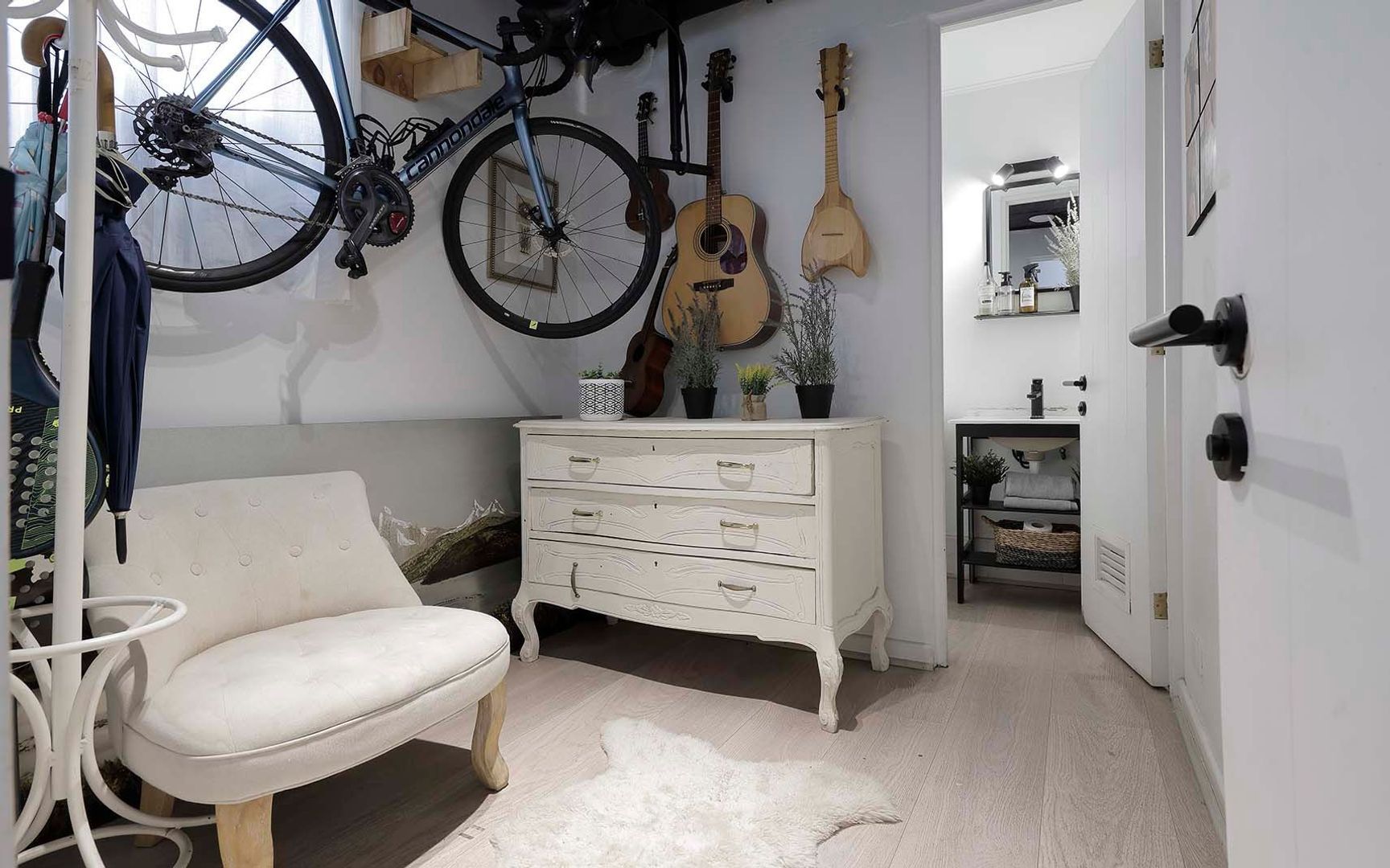 Romilio Burgos, Santiago foto-13