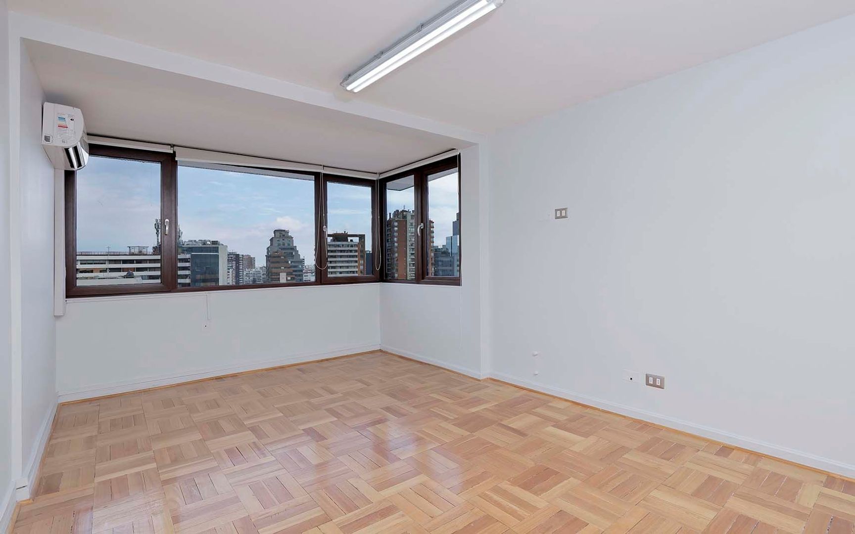 Andrés de Fuenzalida, Santiago foto-3