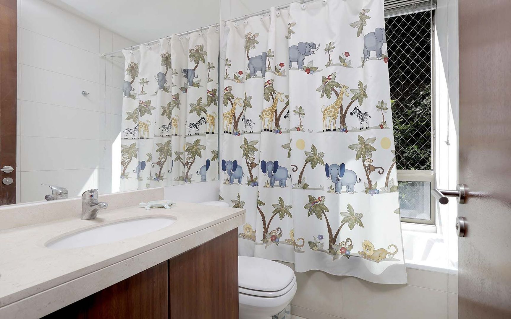 Luis Pasteur, Santiago foto-27