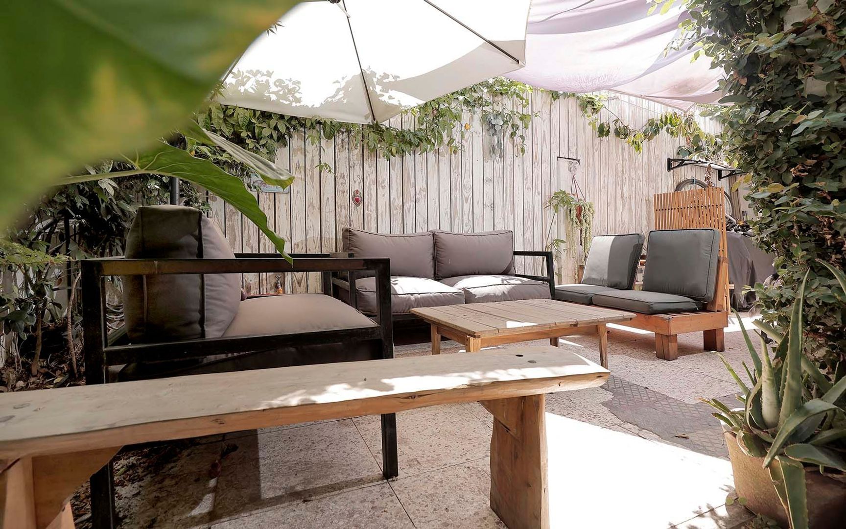 Luis Thayer Ojeda, Santiago foto-7