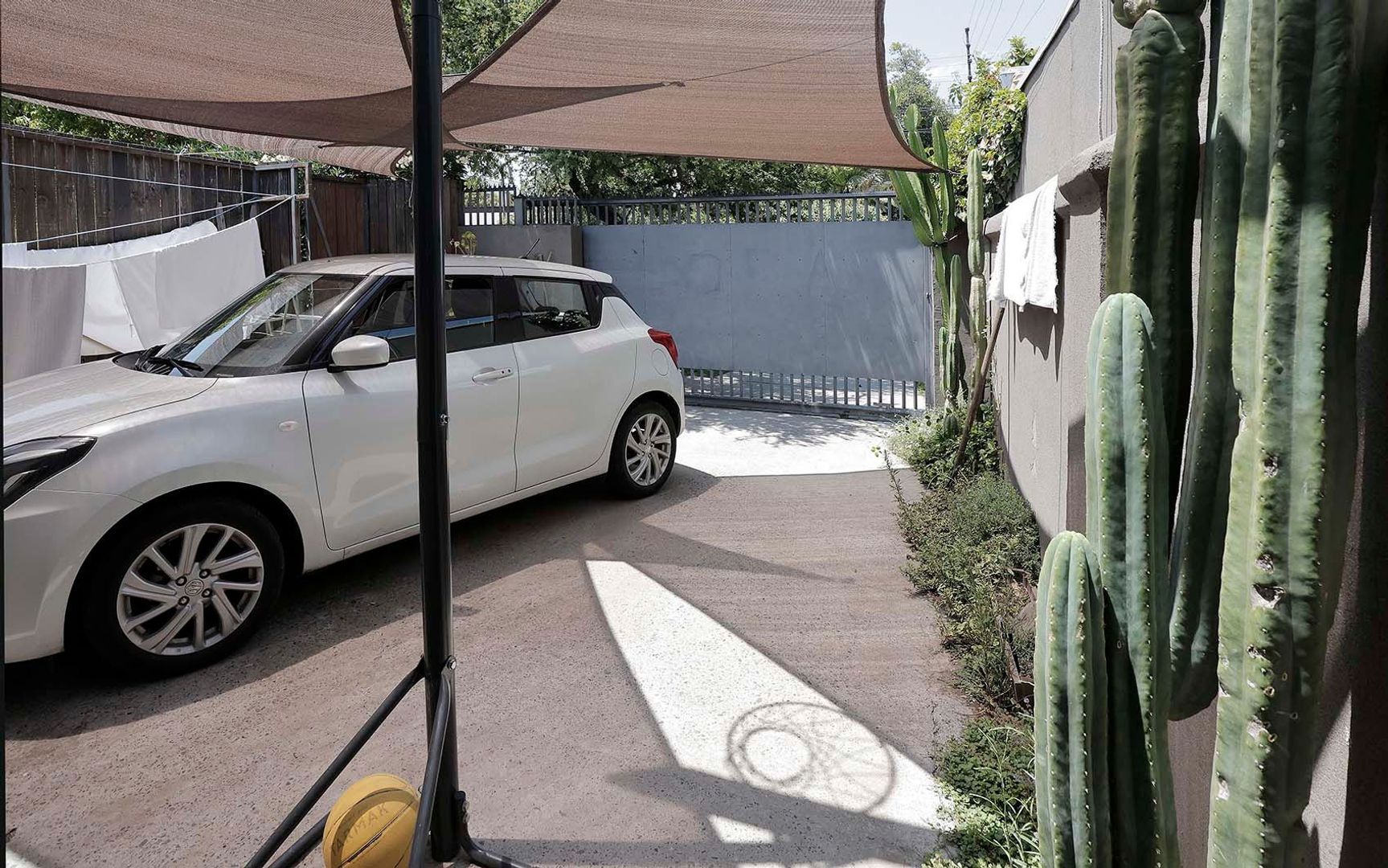 Juan Palau, Santiago foto-1