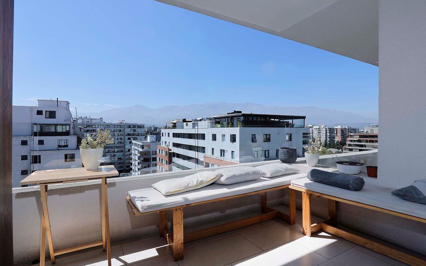 Darío Urzúa, Santiago foto-13