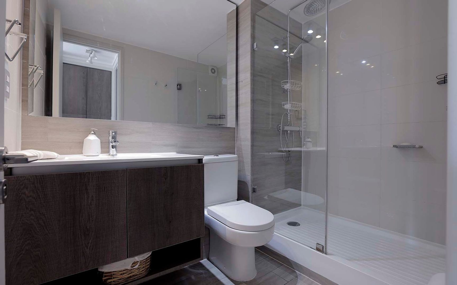 Darío Urzúa, Santiago foto-20