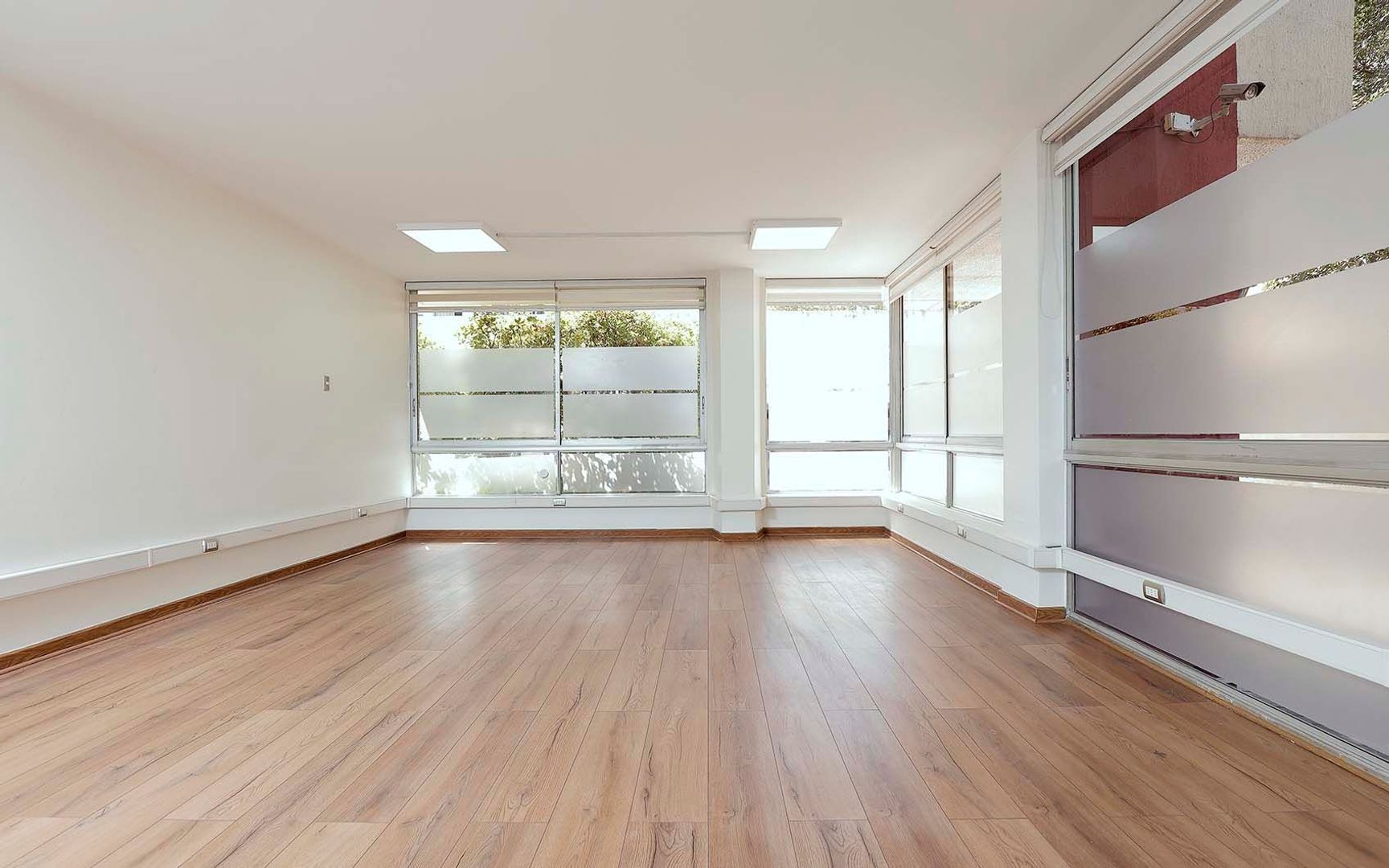 Luis Thayer Ojeda, Santiago foto-7