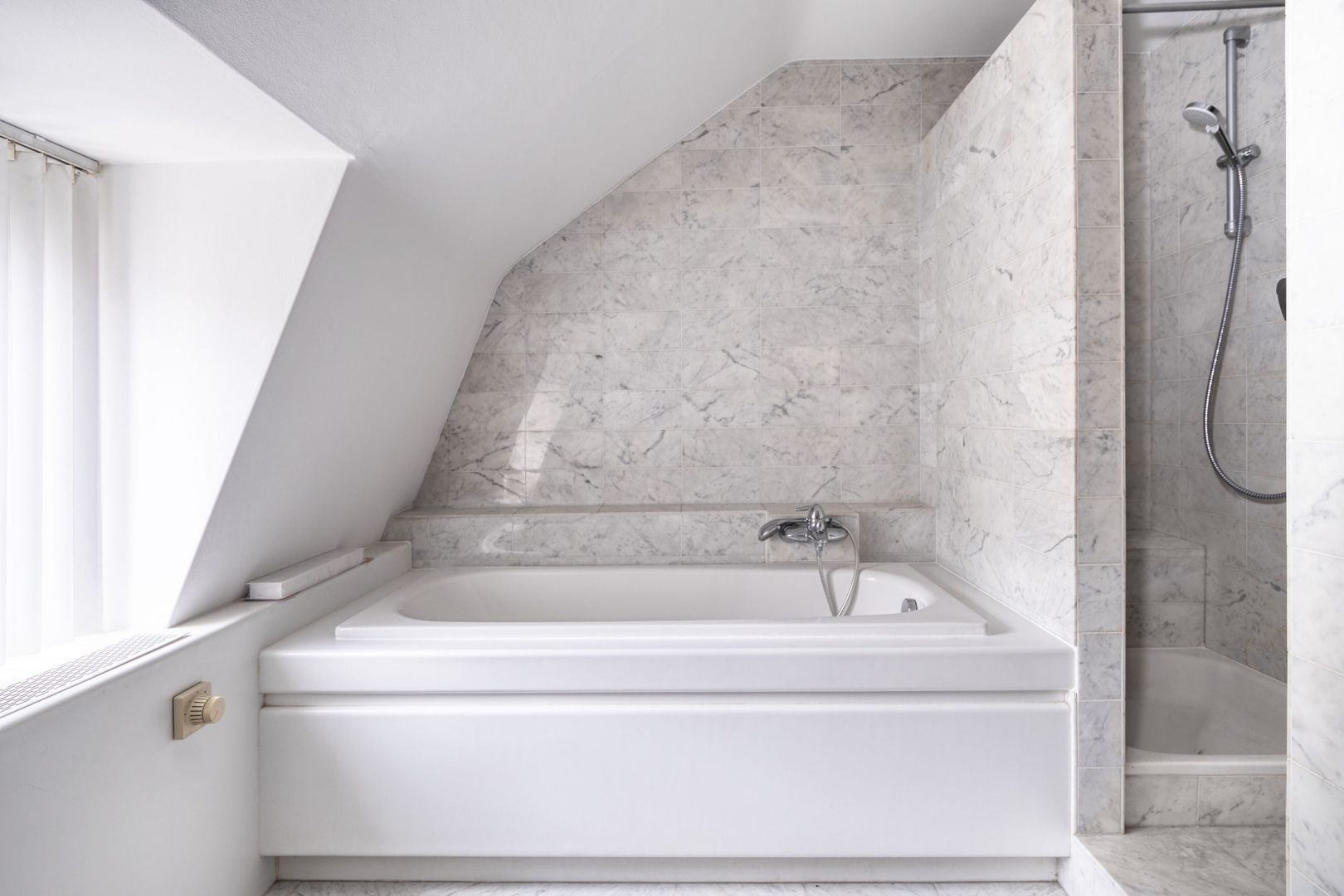 Onze Lieve Vrouweplein 3, Maastricht foto-19