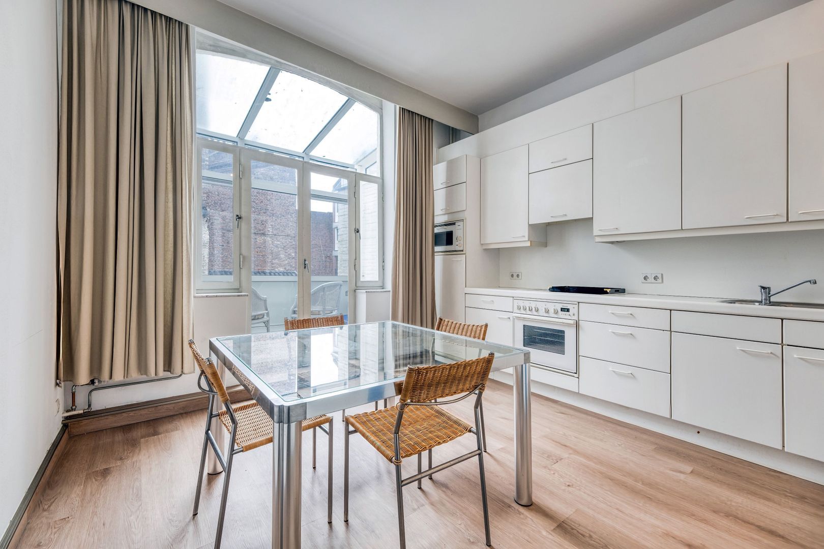 Onze Lieve Vrouweplein 3, Maastricht foto-3