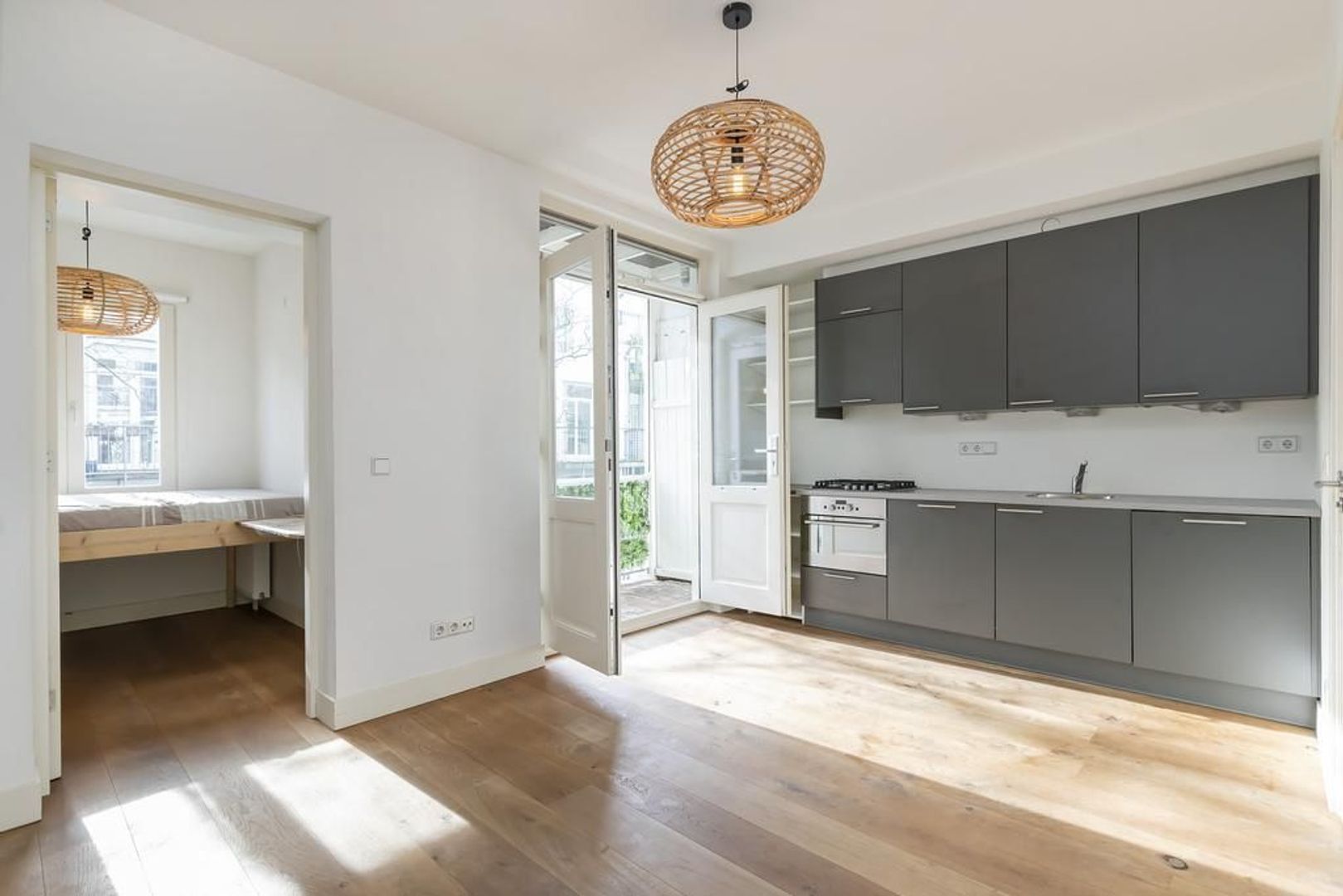 Albert Cuypstraat 256 2A, Amsterdam foto-0