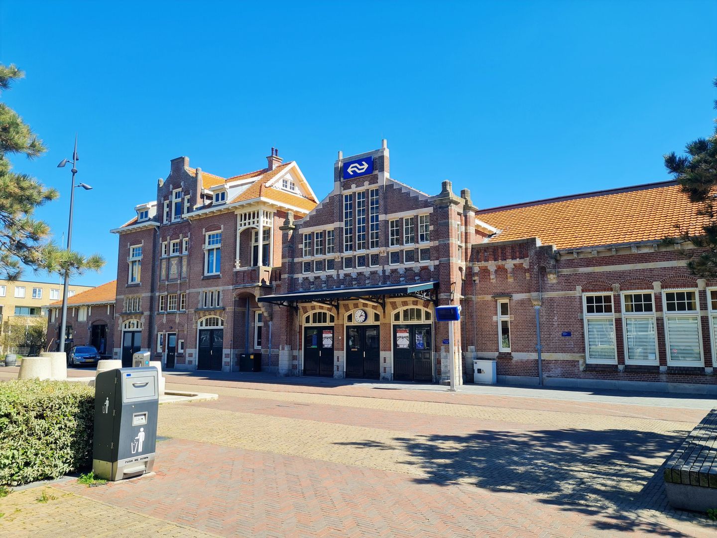 Mr Troelstrastraat, Zandvoort foto-39