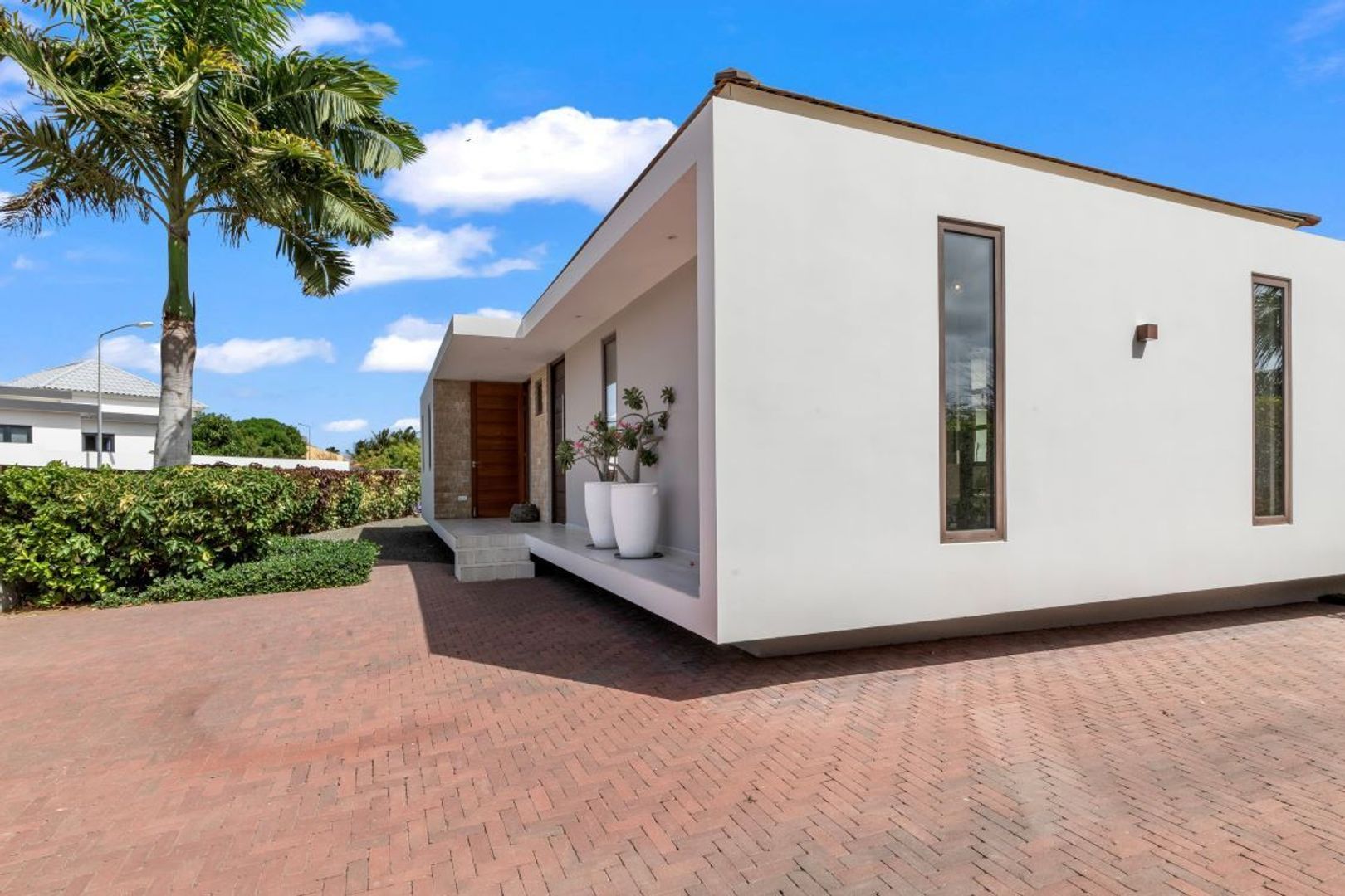 Jan Sofat LXRY Living A1, Jan Sofat foto-30