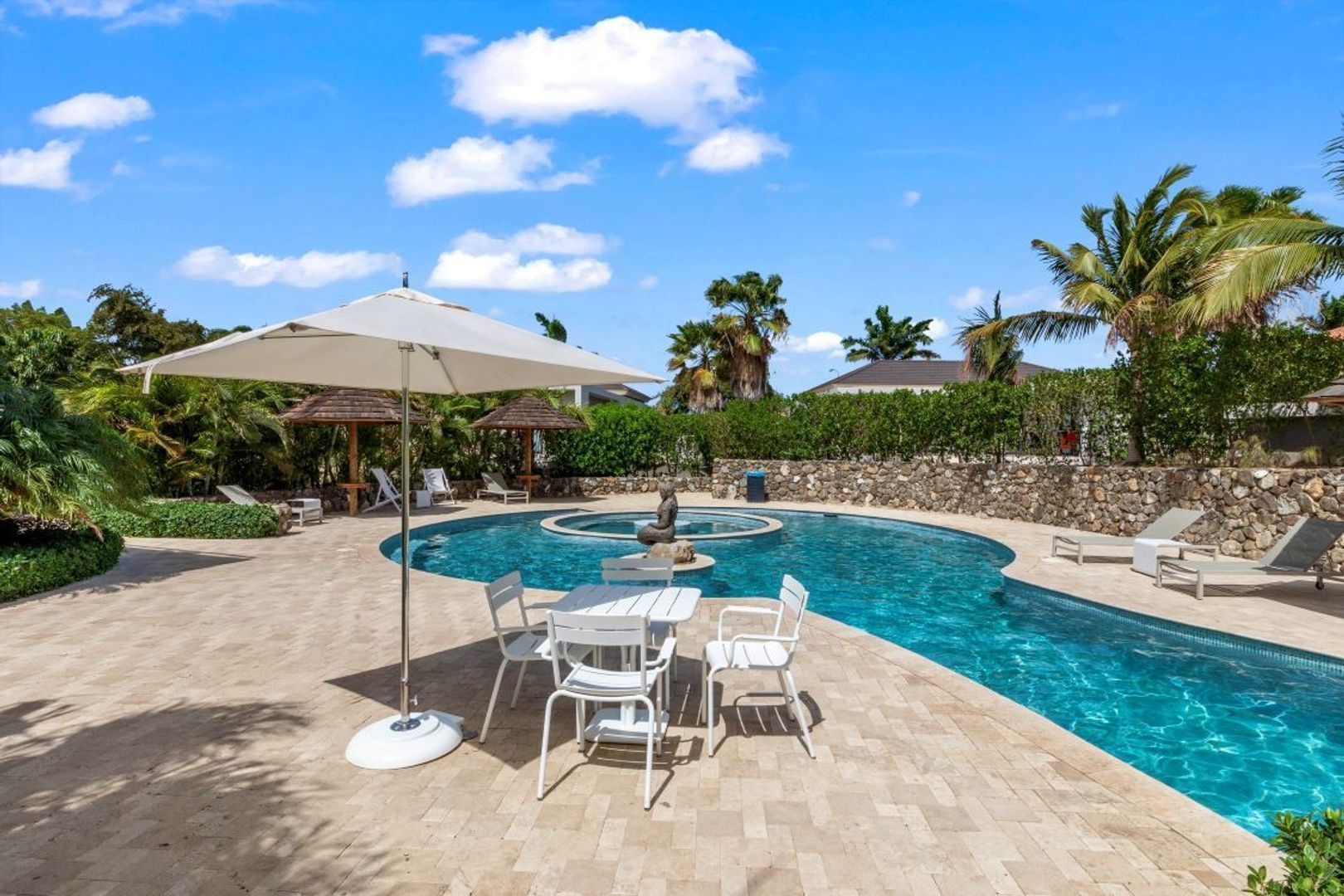 Jan Sofat LXRY Living A1, Jan Sofat foto-33