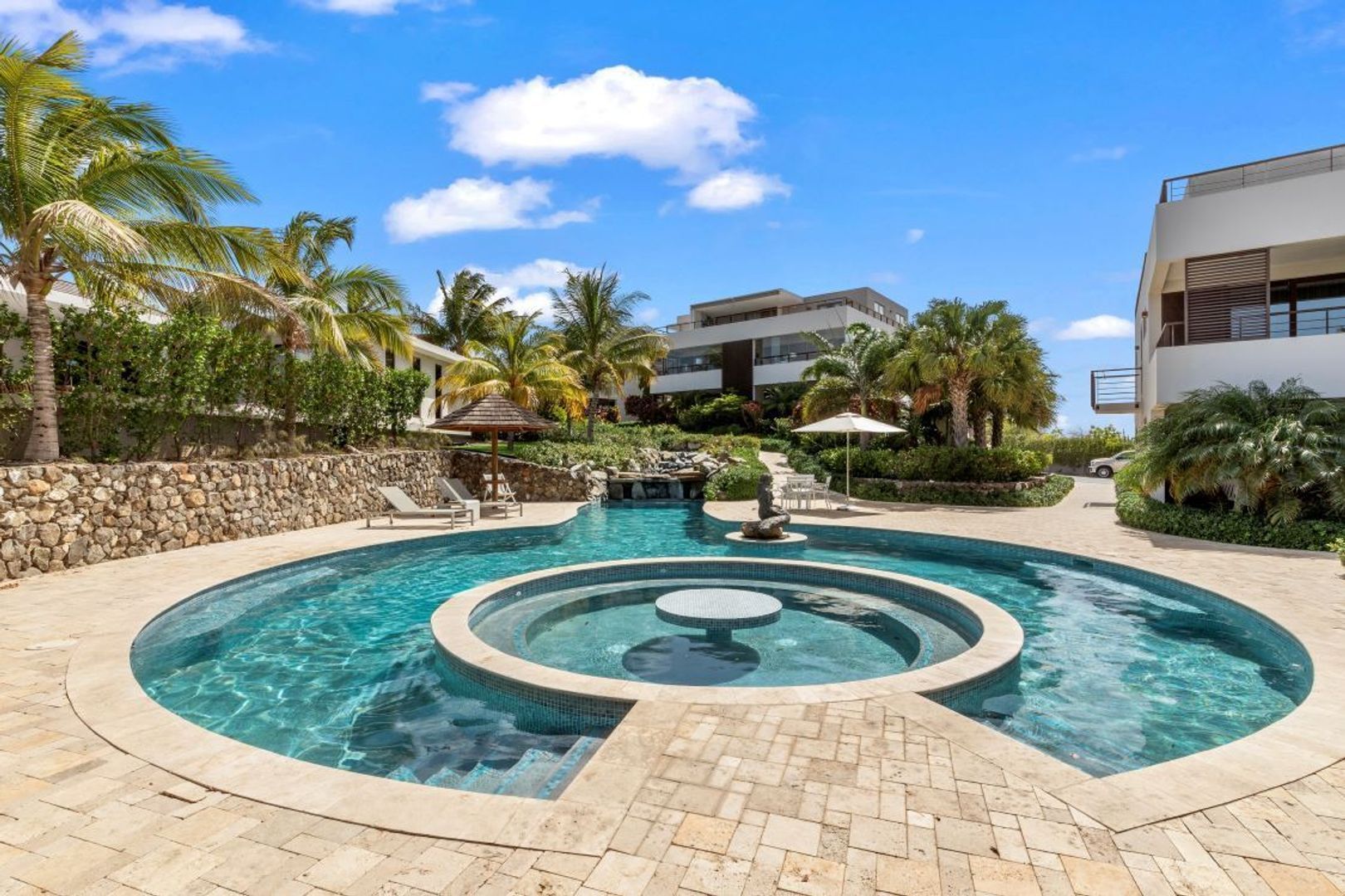 Jan Sofat LXRY Living A1, Jan Sofat foto-32