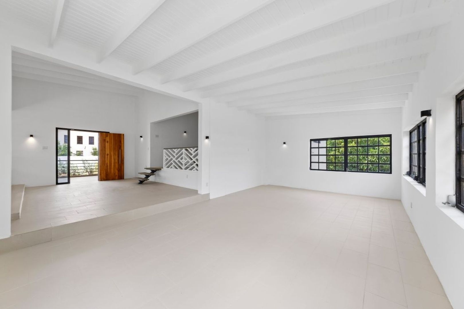 Kaya Tiriyo 14, Matancia foto-9