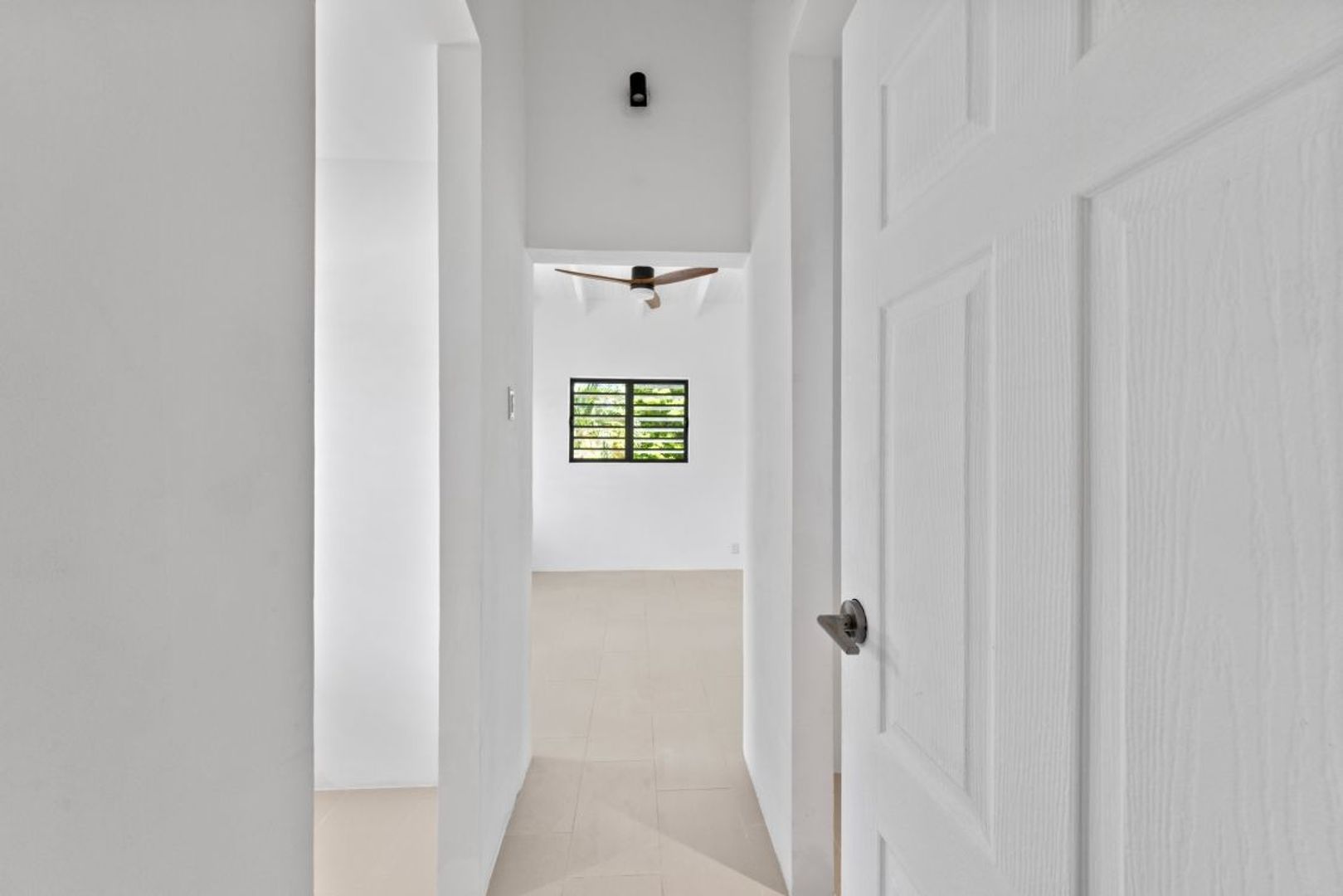 Kaya Tiriyo 14, Matancia foto-26