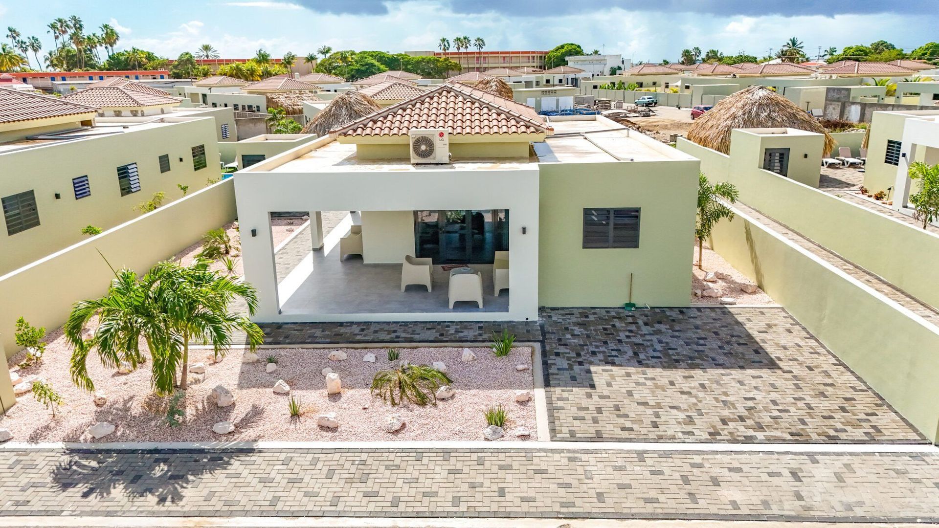 Elisabeth Resort, Mambo Beach foto-23