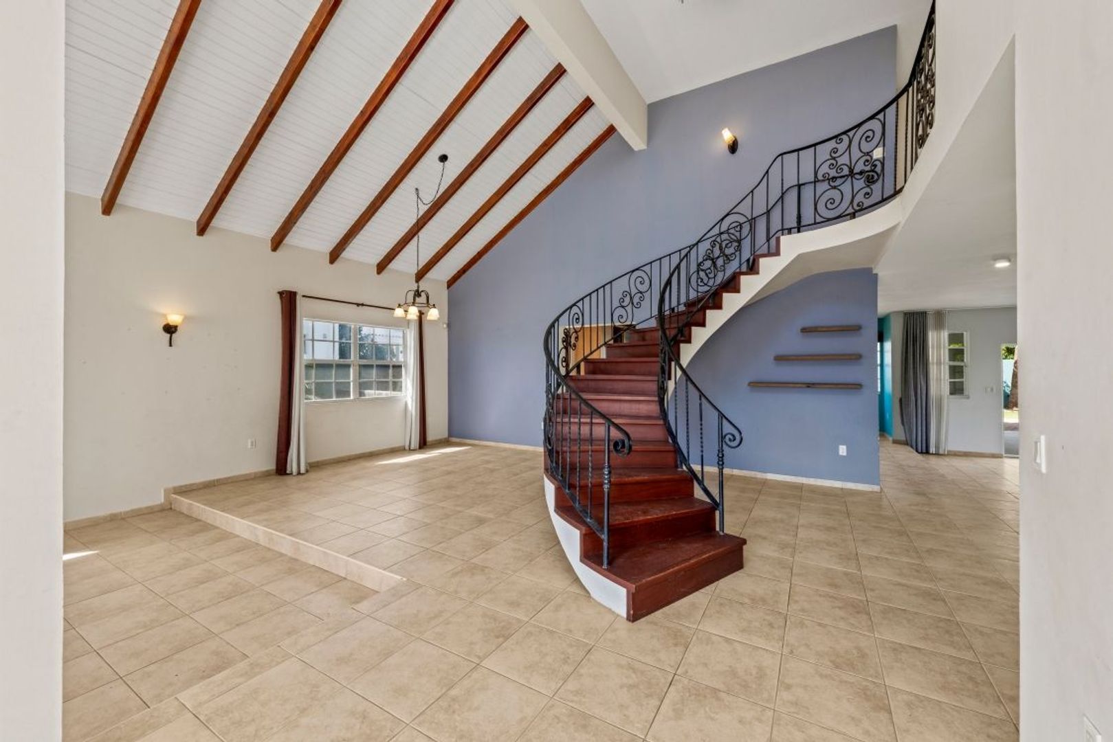 Vista Royal H-9, Jan Thiel foto-5