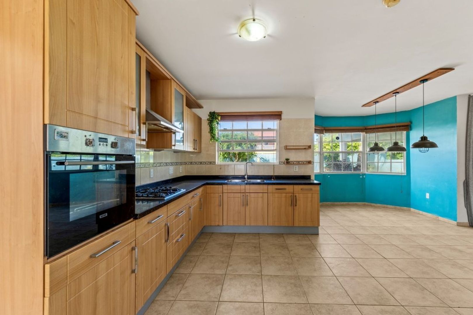 Vista Royal H-9, Jan Thiel foto-15