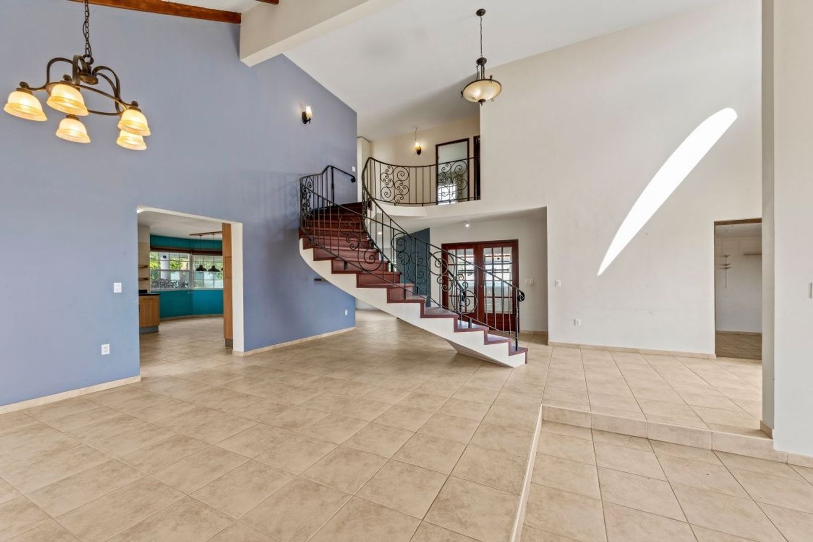 Vista Royal H-9, Jan Thiel foto-12