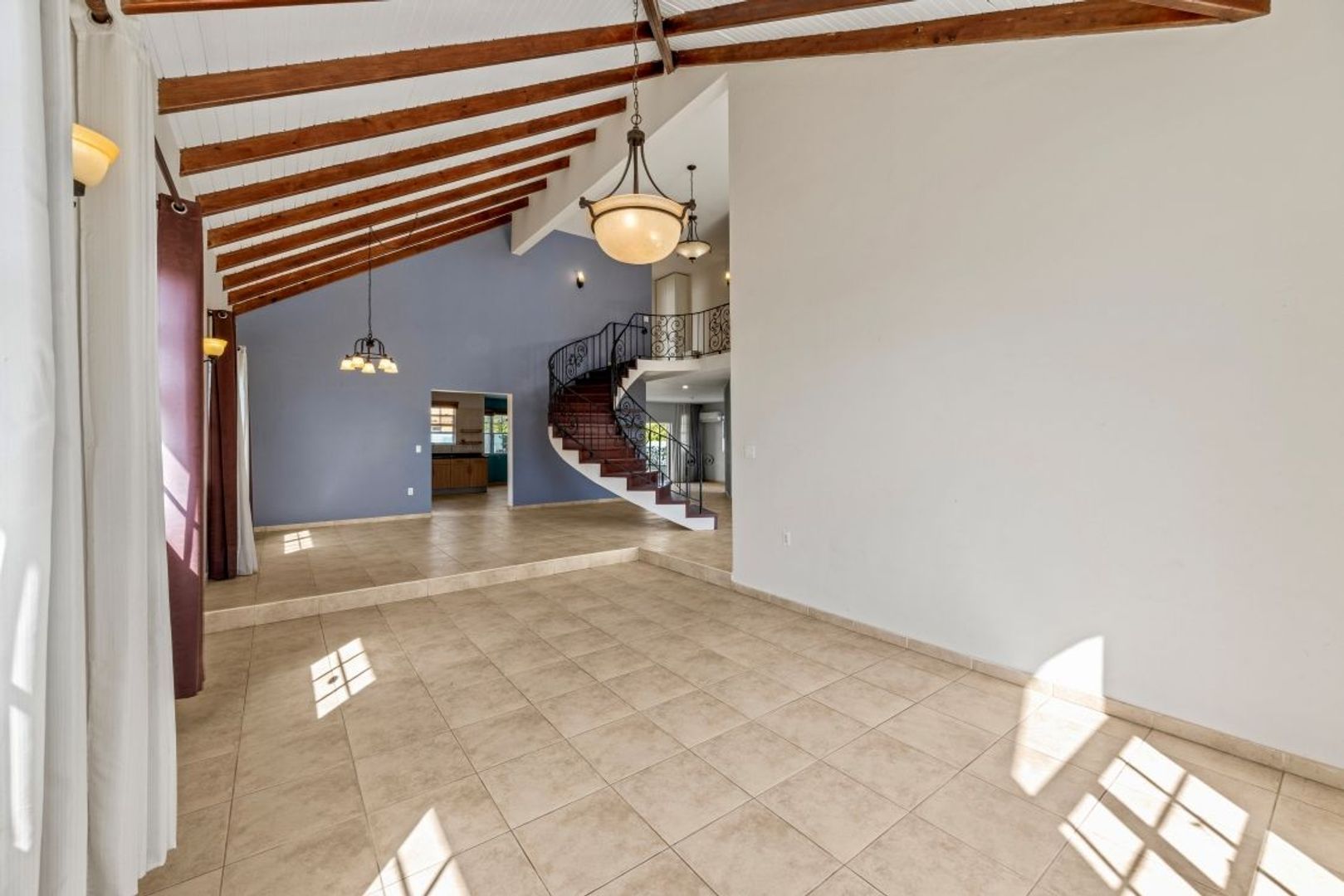 Vista Royal H-9, Jan Thiel foto-6