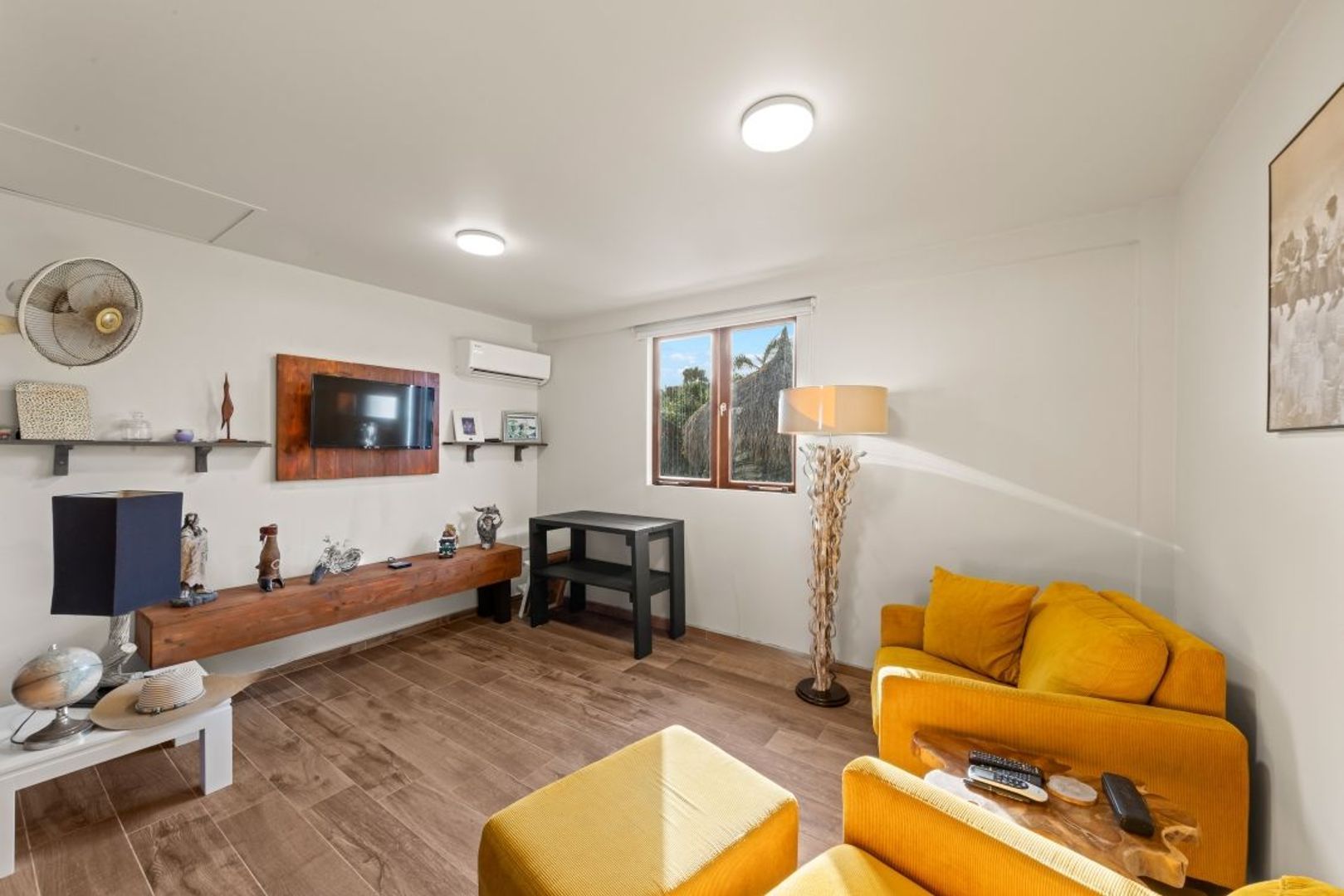 Kaya Kratos, Villapark Flamboyan foto-6