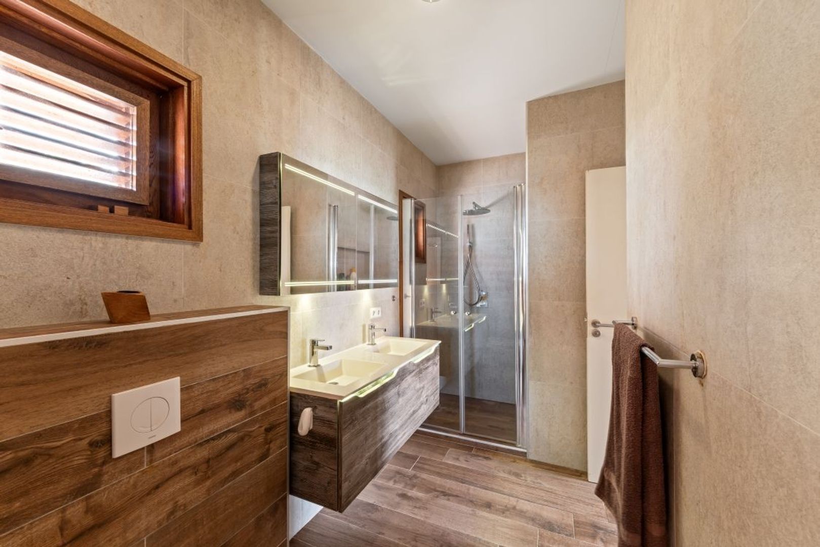 Kaya Kratos, Villapark Flamboyan foto-14