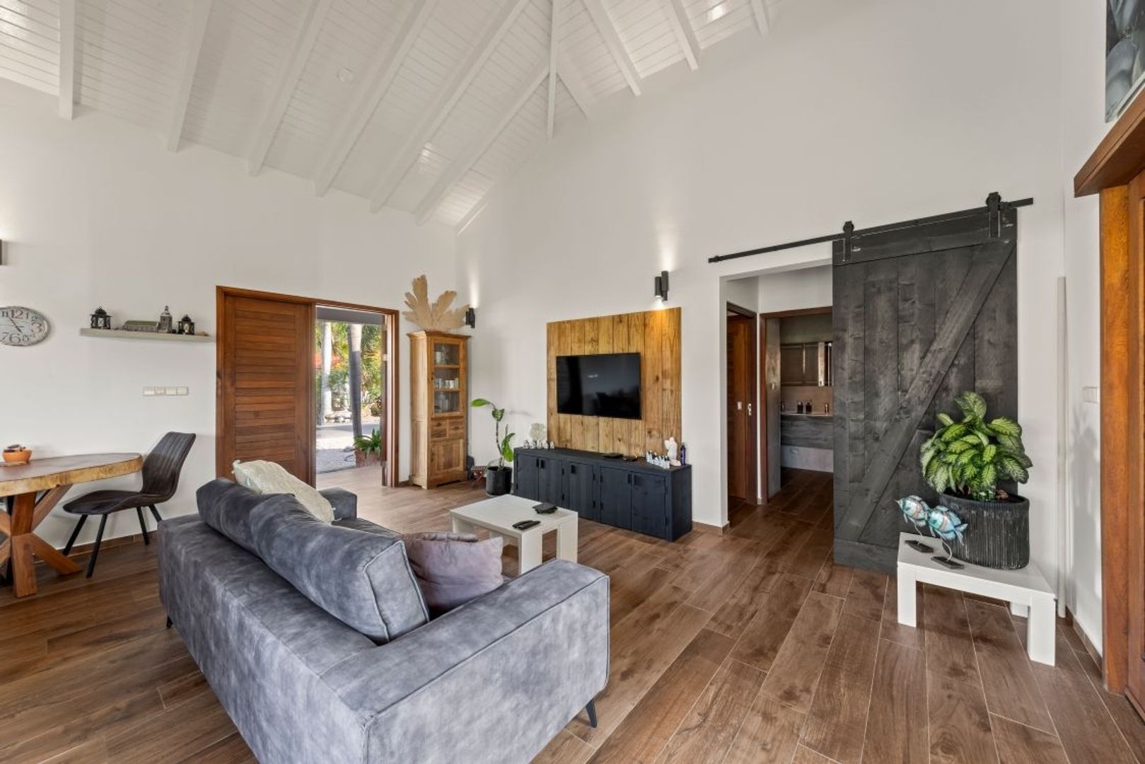 Kaya Kratos, Villapark Flamboyan foto-11