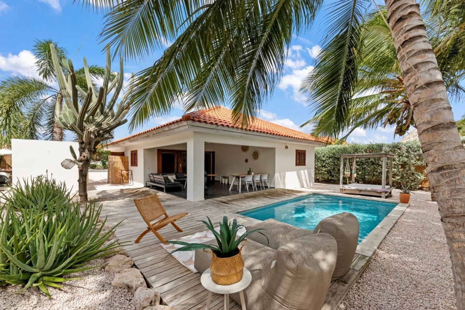 Kaya Kratos 10, Kwartje, Banda Ariba foto-0