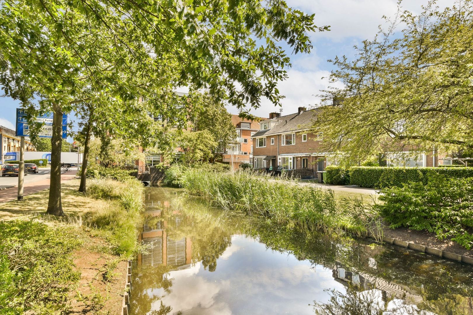 Jhr.Mr.Dr. H.A. van Karnebeeklaan 54, Amstelveen foto-20