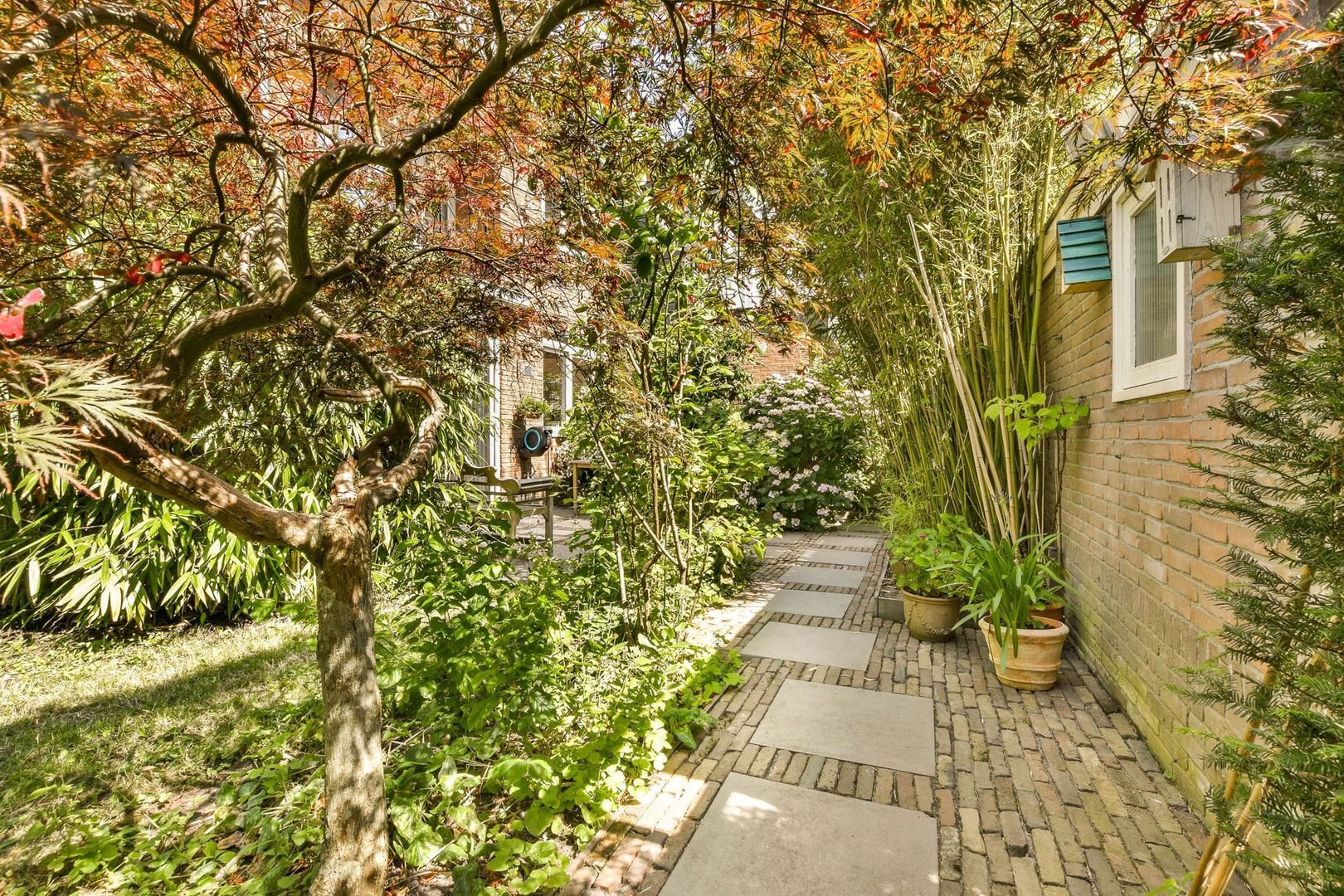 Jhr.Mr.Dr. H.A. van Karnebeeklaan 54, Amstelveen foto-4